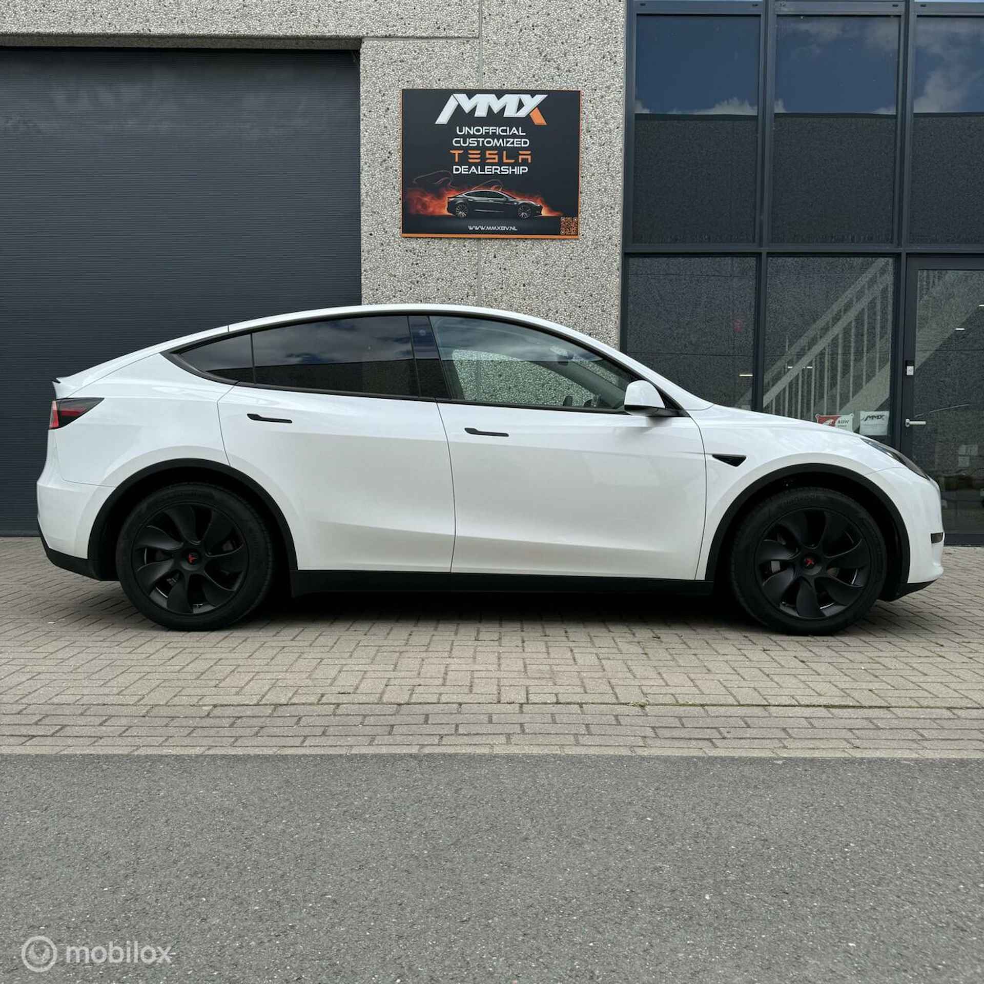 Tesla Model Y RWD WIT INTERIEUR MMX PACK - 2/19