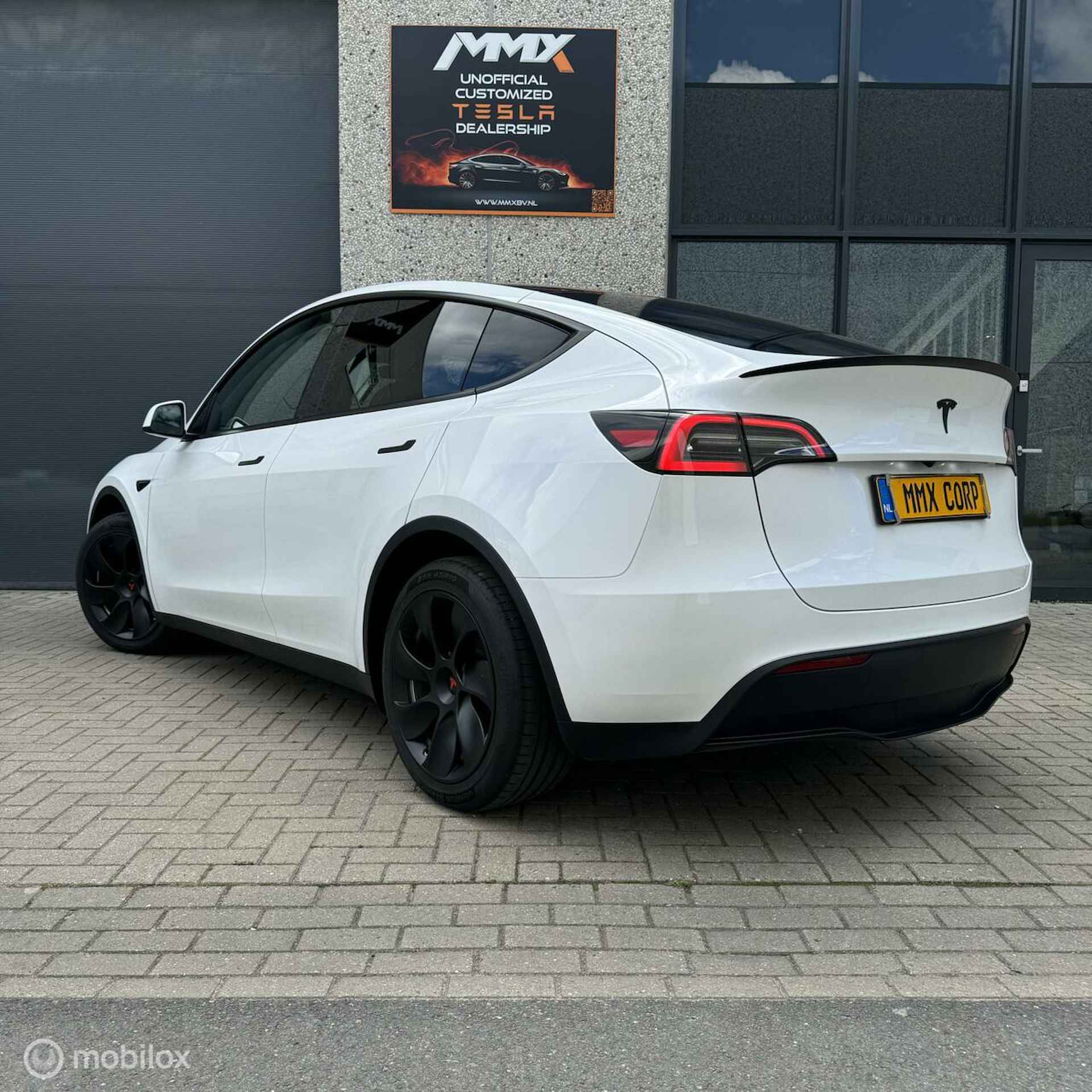 Tesla Model Y RWD WIT INTERIEUR MMX PACK - 7/19