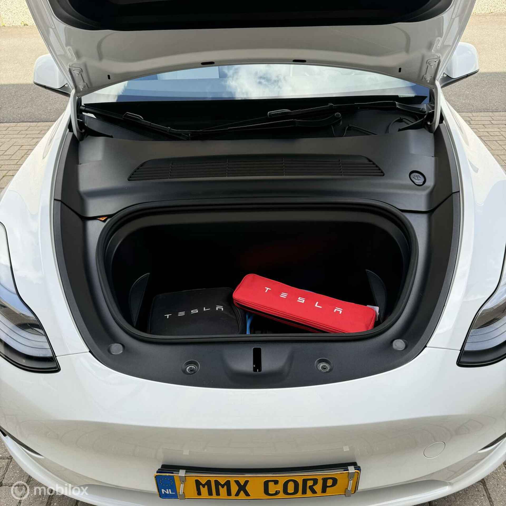 Tesla Model Y RWD WIT INTERIEUR MMX PACK - 19/19