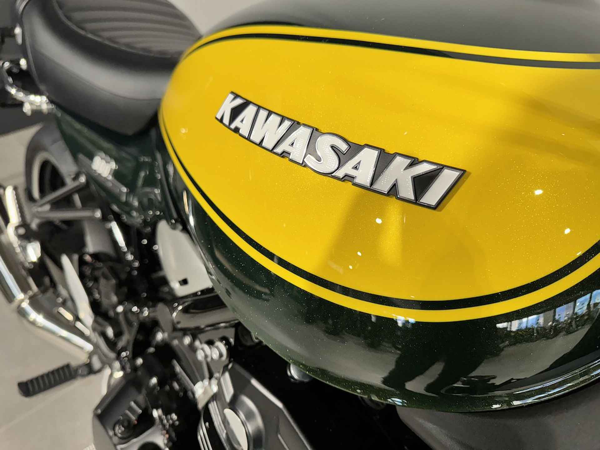 Kawasaki Z 900 RS ABS - 7/9