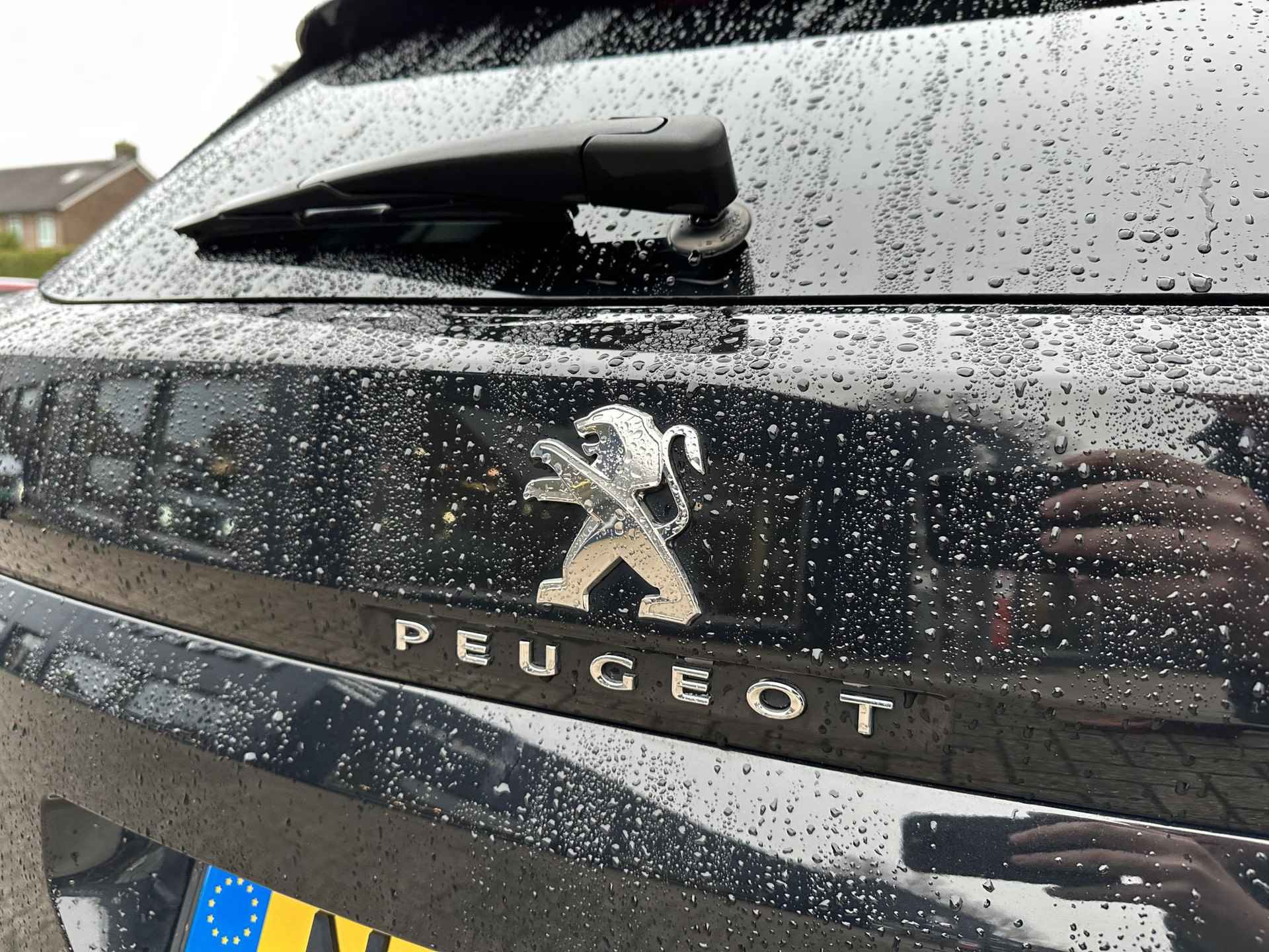 Peugeot 3008 1.2 Turbo 130 PK Première | Nieuw Geleverd | Navigatie | Elektrische Achterklep | Keyless Entry | Climate Control | GT Uitlaten | Cruise Control | LED Verlichting | All Season Banden | Dealer Onderhouden | - 15/63