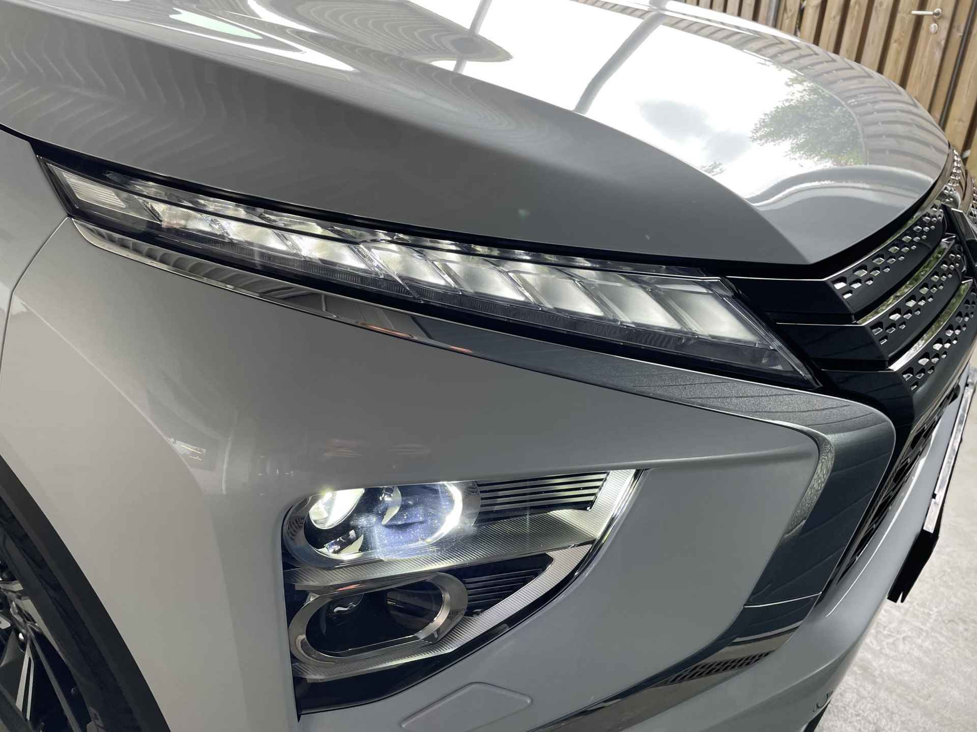 Mitsubishi Eclipse Cross 2.4 PHEV Intense+ | Carplay | Leder/Alcantara | Navigatie | All-in rijklaarprijs - 44/46