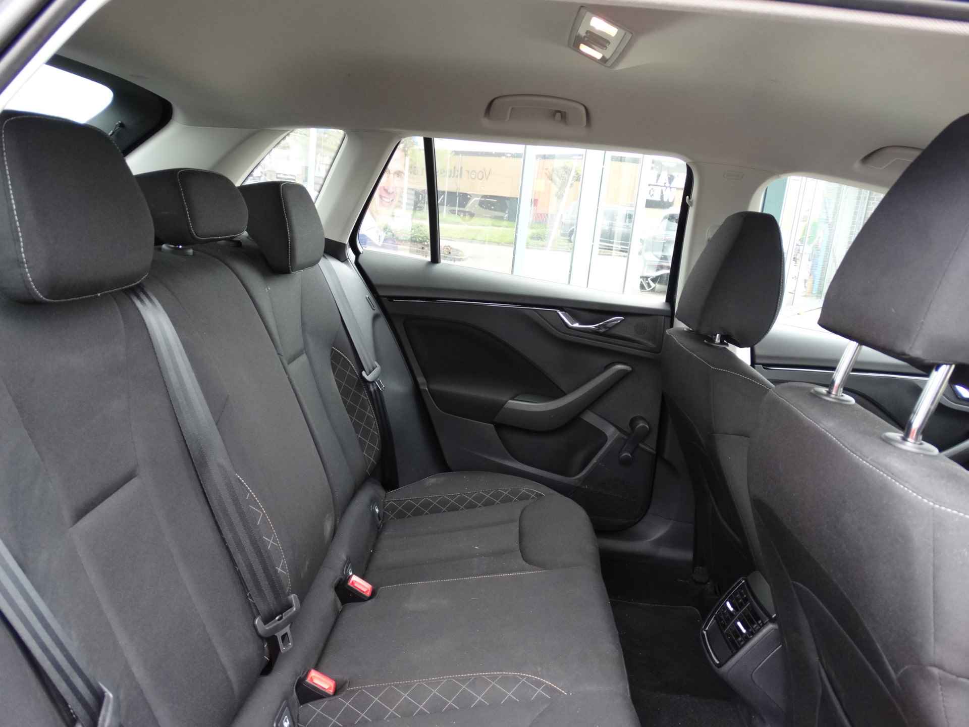 Škoda Kamiq 1.0 TSI 110PK Ambition | Apple Carplay/Android Auto | Cruise Control | Airco | - 6/14
