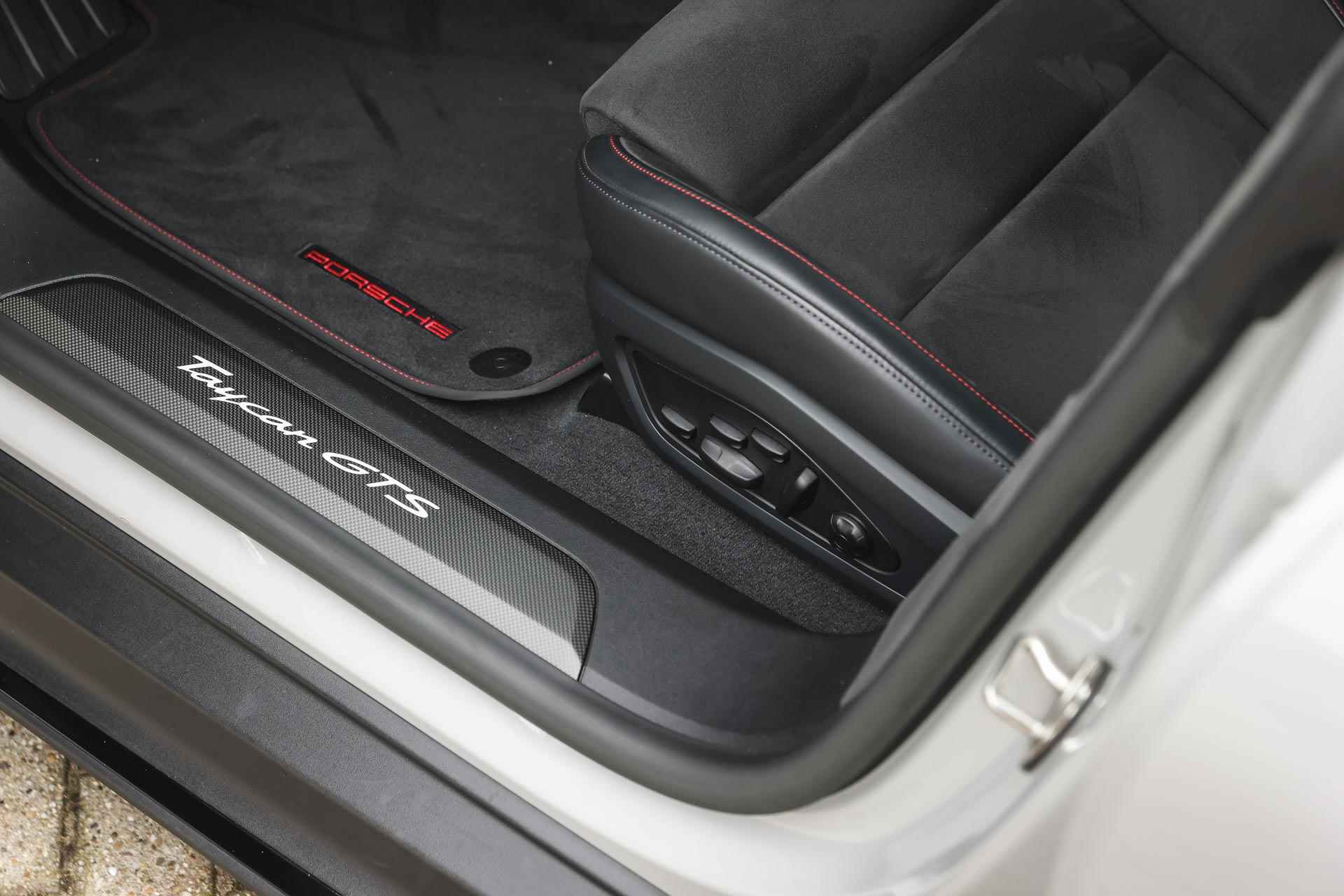 Porsche Taycan Sport Turismo GTS 93 kWh Rear Seat Entert.  / Ker. gecoate Remmen /  Adaptieve Cruise Control / BOSE / Carbon interieur afwerking / - 16/50