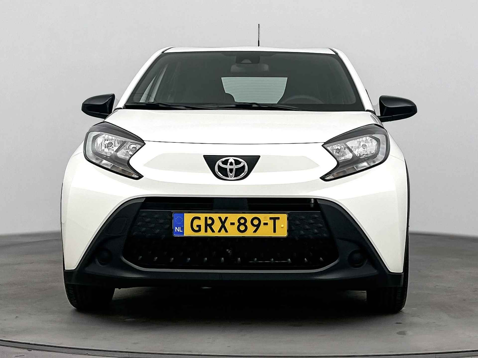 Toyota Aygo X 1.0 VVT-i MT Play *NIEUW* | 10 jaar Garantie! | DIRECT Leverbaar! - 24/34