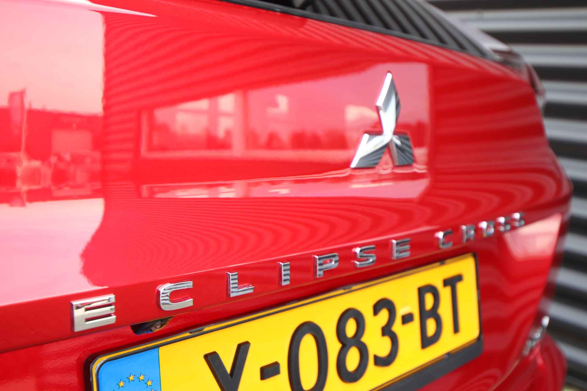 Mitsubishi Eclipse Cross 2.4 PHEV Instyle NL-Auto, Pano, Leder, Led - 33/86