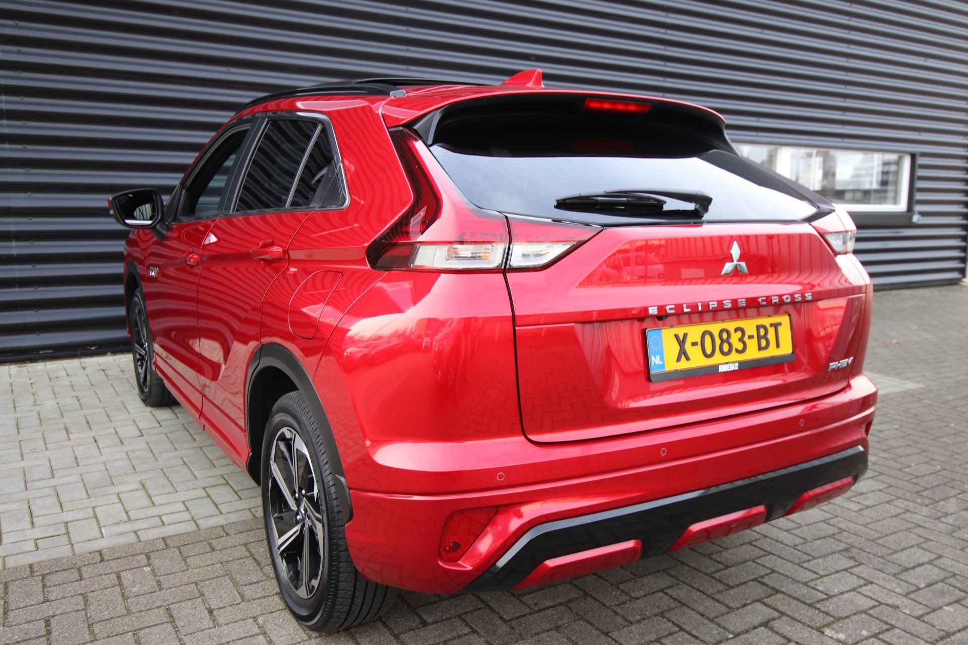 Mitsubishi Eclipse Cross 2.4 PHEV Instyle NL-Auto, Pano, Leder, Led - 84/86