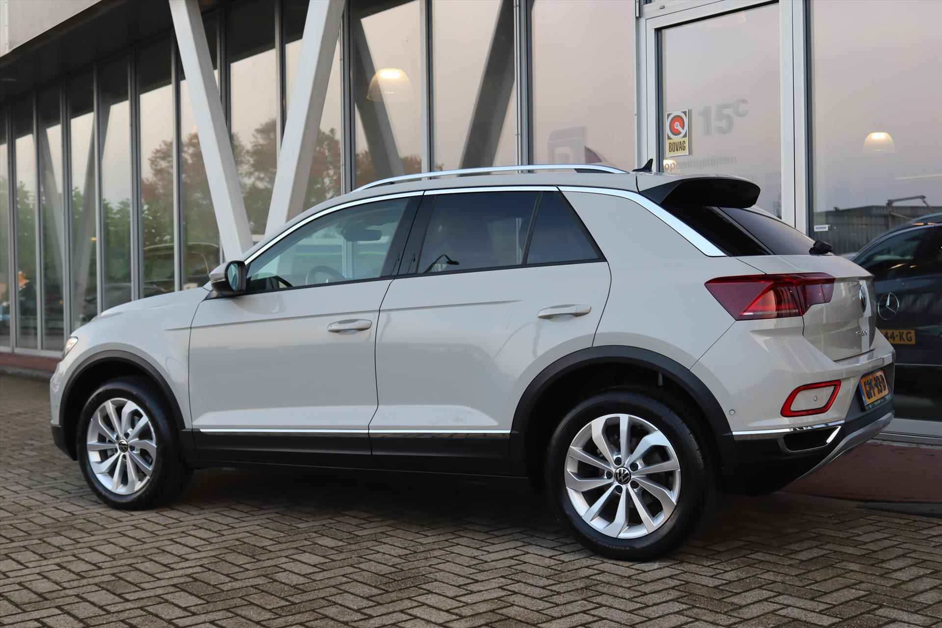 Volkswagen T-Roc 1.5TSI 150PK AUTOMAAT STYLE Navi Carplay | Adapt.Cruise | Electr.Klep | Camera | Virtual Cockpit | Stoel/stuurverw | IQ Light | - 3/55