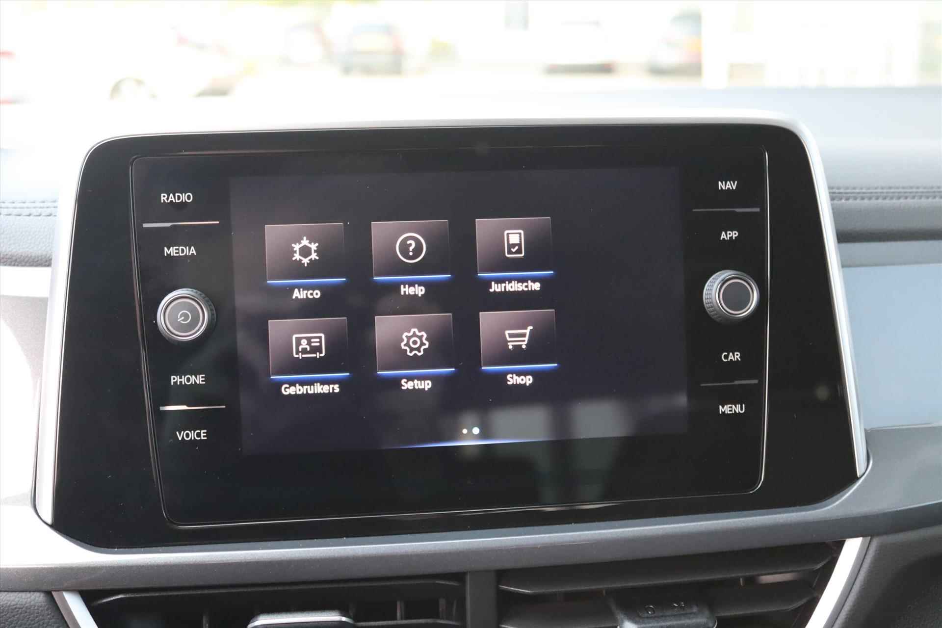 Volkswagen T-Roc 1.5TSI 150PK AUTOMAAT STYLE Navi Carplay | Adapt.Cruise | Electr.Klep | Camera | Virtual Cockpit | Stoel/stuurverw | IQ Light | - 22/55