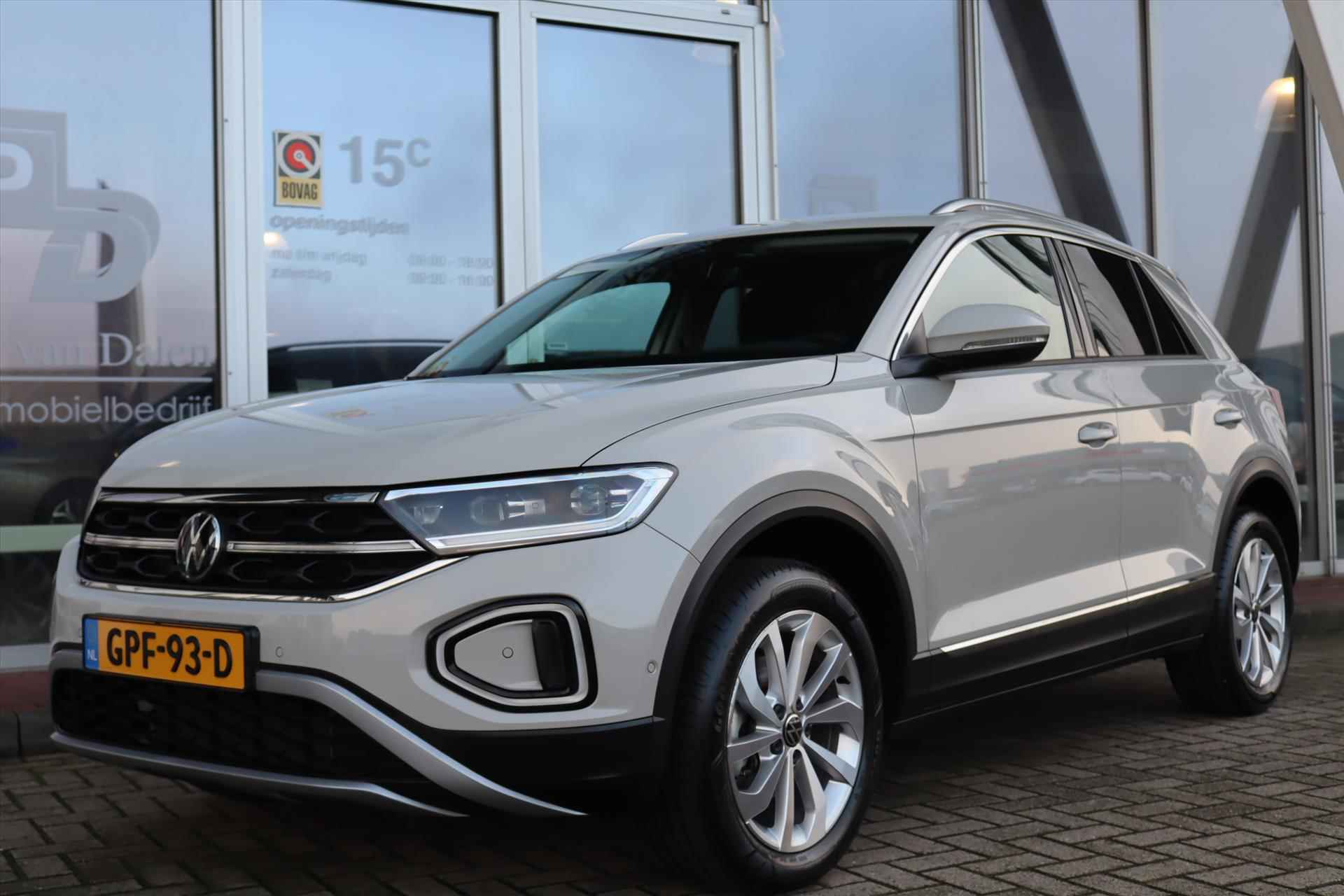 Volkswagen T-Roc 1.5TSI 150PK AUTOMAAT STYLE Navi Carplay | Adapt.Cruise | Electr.Klep | Camera | Virtual Cockpit | Stoel/stuurverw | IQ Light | - 40/55