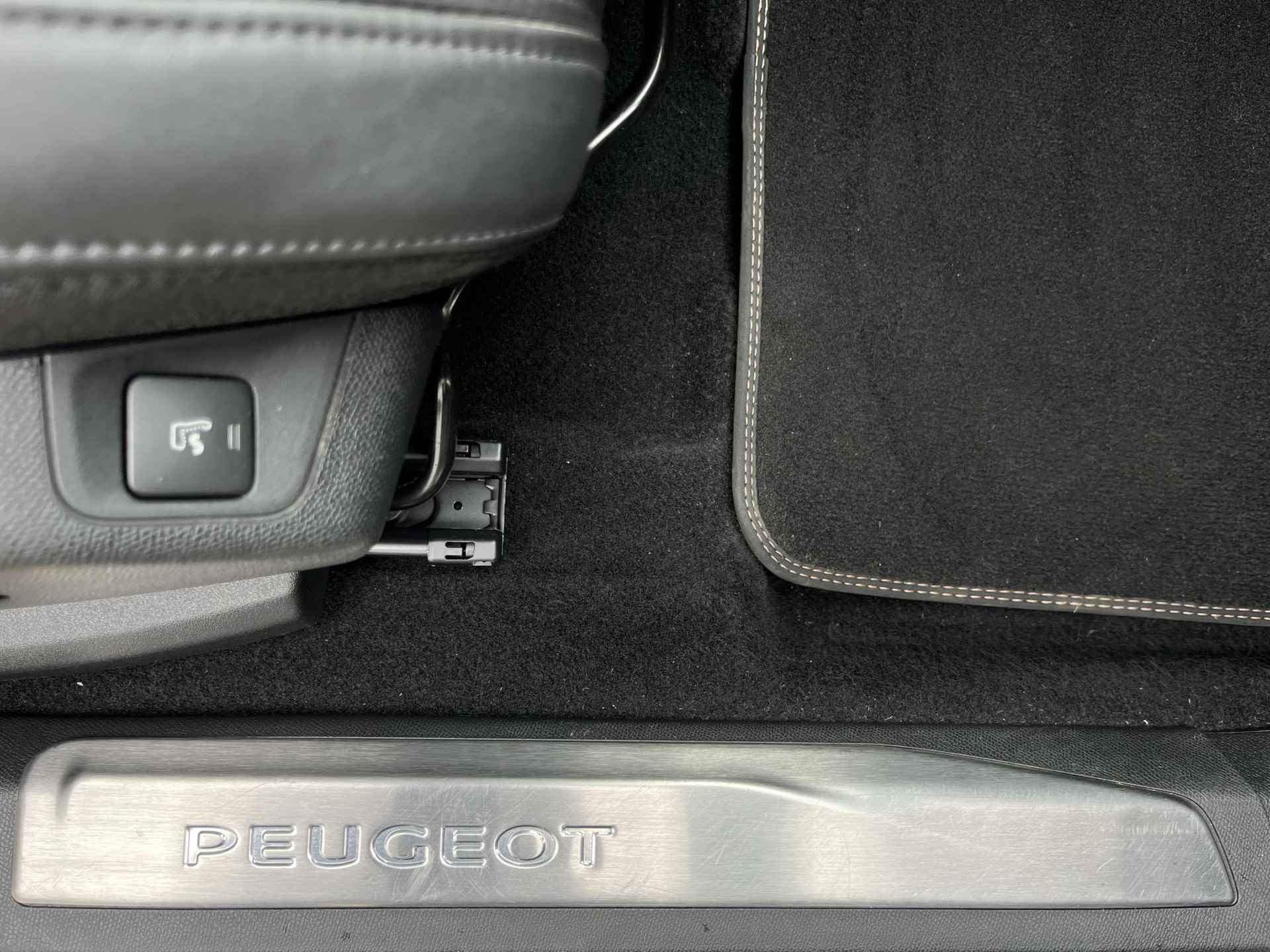 Peugeot 5008 1.2 PureTech GT-Line | Navi/Clima/Cruise/18"/Apple CarPlay-Android Auto/Afn.Trekhaak - 33/105