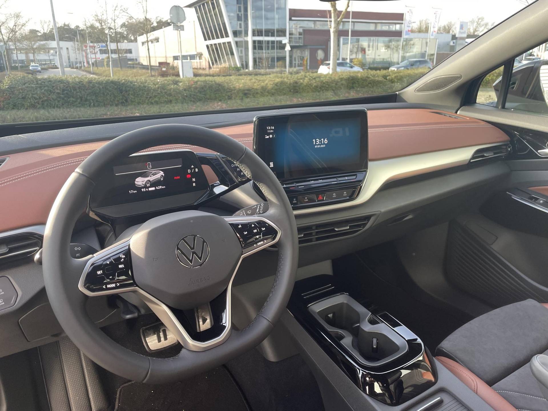 Volkswagen ID.4 Pro 77 kWh 204 PK | Demo | Automaat | Parkeersensoren | Navigatie | Adaptive Cruise Control | Apple Carplay | Android Auto | Elektrische bestuurdersstoel | Climate Control | Parkeersensoren | Stoelverwarming | - 6/16