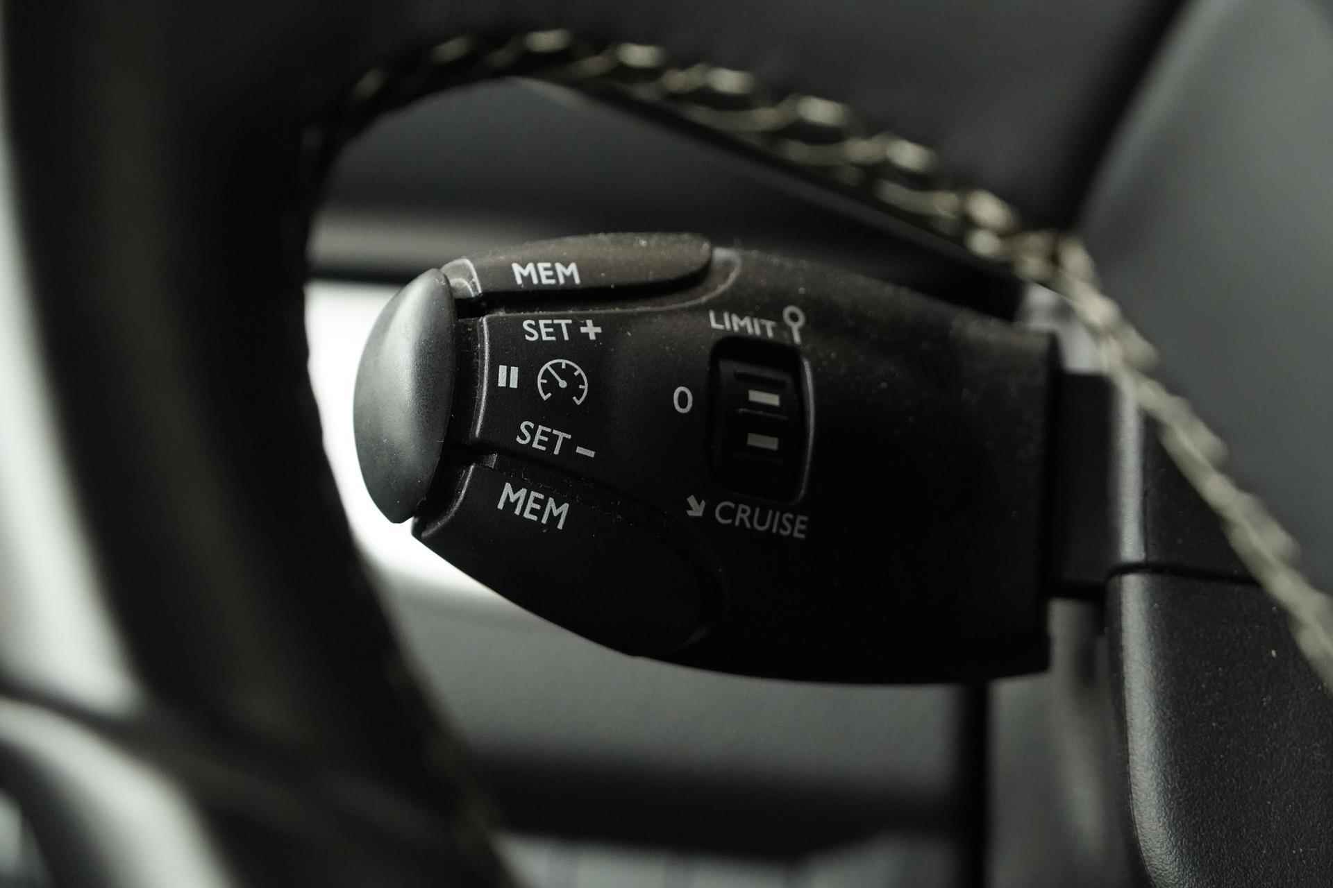 Peugeot e-Traveller 75kWh Allure 8-Persoons (WLTP 330km) | Panoramadak | Leder | Navigatie | Zondag Open! - 35/37