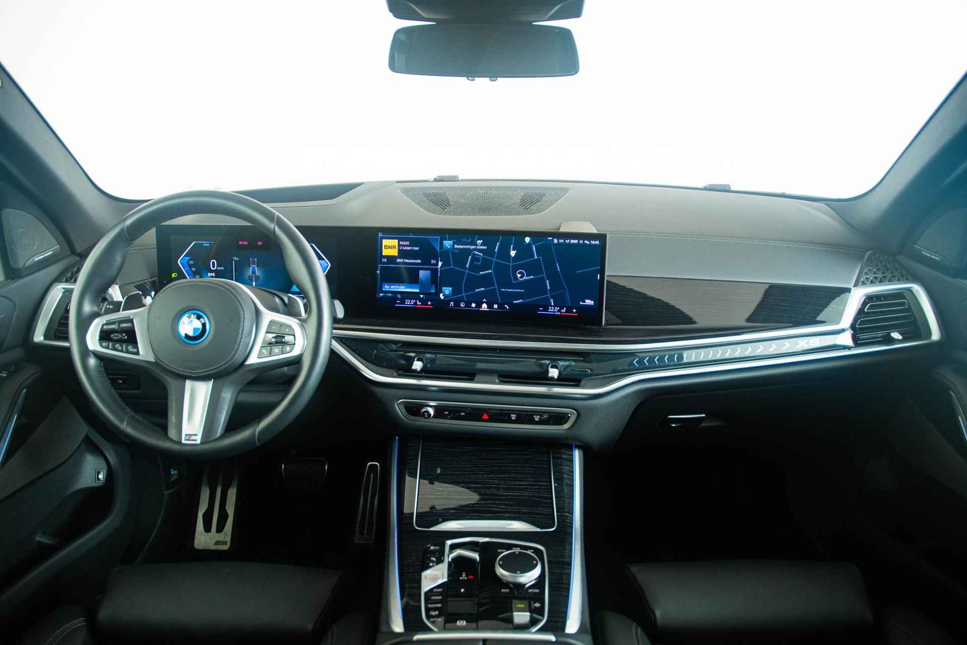 BMW X5 xDrive50e M Sportpakket Pro - Panoramadak - Elektrisch Wegklapbare Trekhaak - Comfort Access - Driving Assistant Pro - Parking Assistant Pro - adaptive LED lichten - 3/46