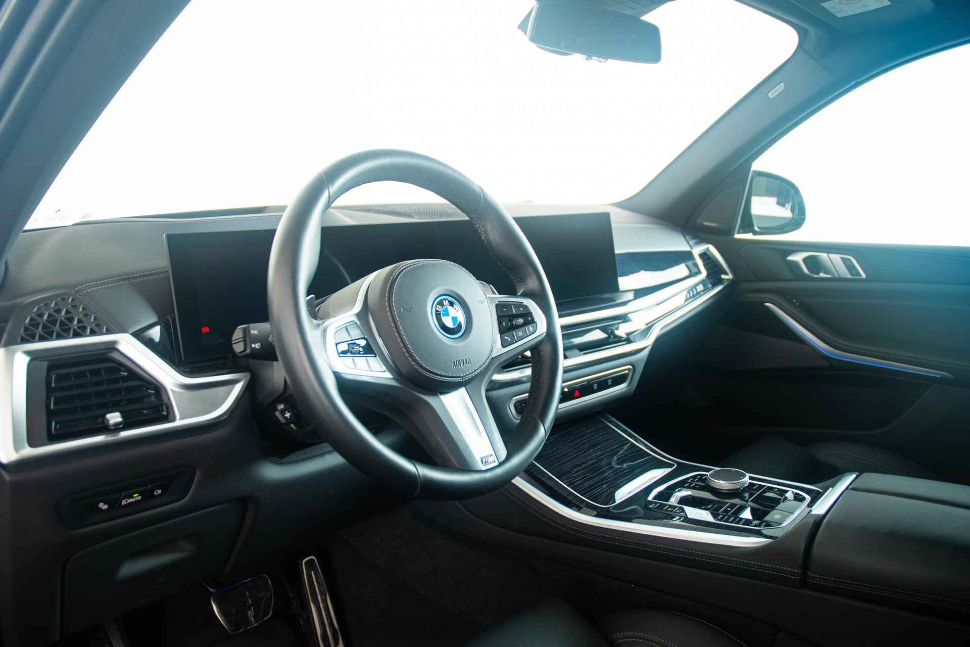 BMW X5 xDrive50e M Sportpakket Pro - Panoramadak - Elektrisch Wegklapbare Trekhaak - Comfort Access - Driving Assistant Pro - Parking Assistant Pro - adaptive LED lichten - 10/46