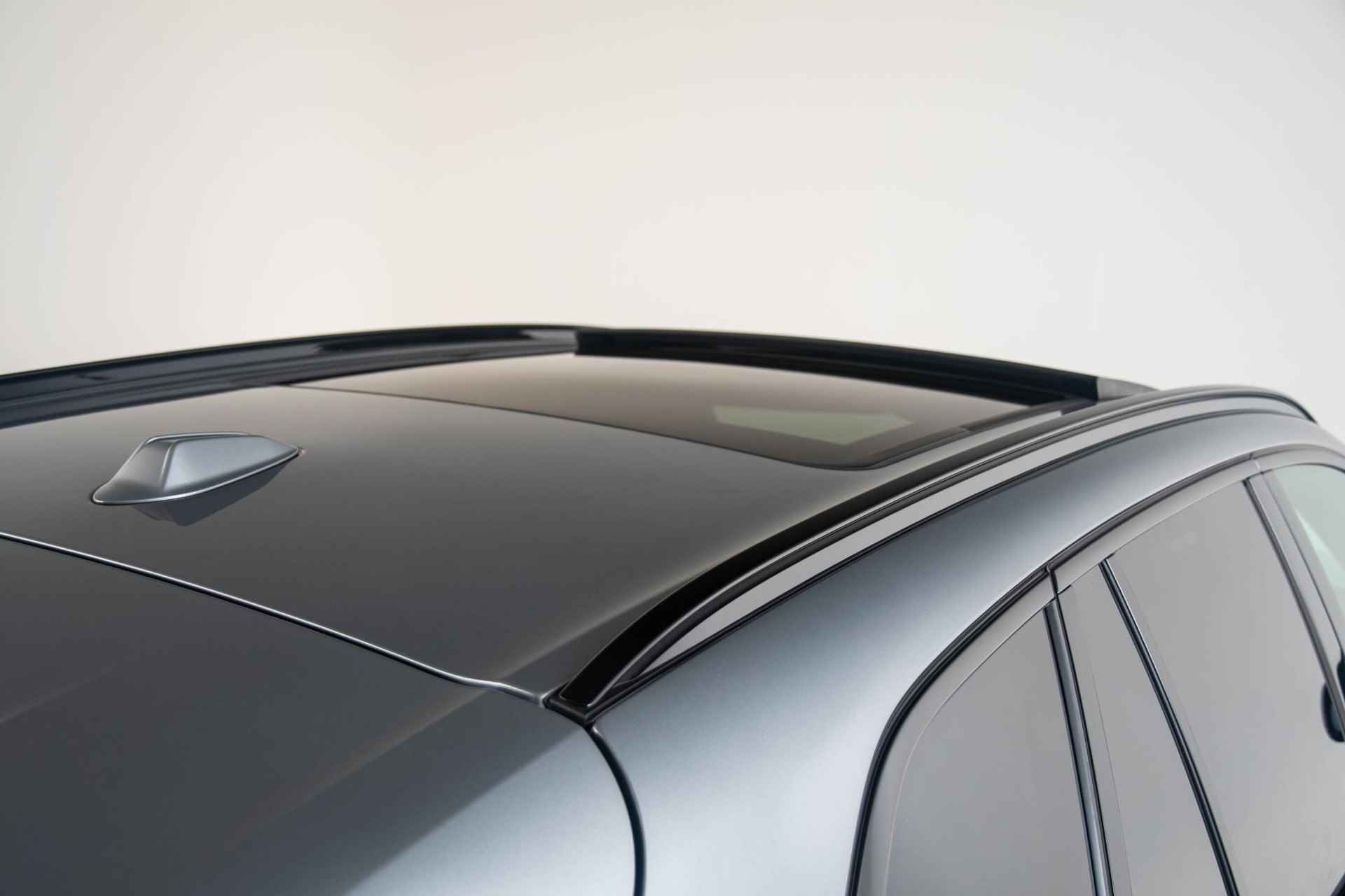 BMW X5 xDrive50e M Sportpakket Pro - Panoramadak - Elektrisch Wegklapbare Trekhaak - Comfort Access - Driving Assistant Pro - Parking Assistant Pro - adaptive LED lichten - 20/46