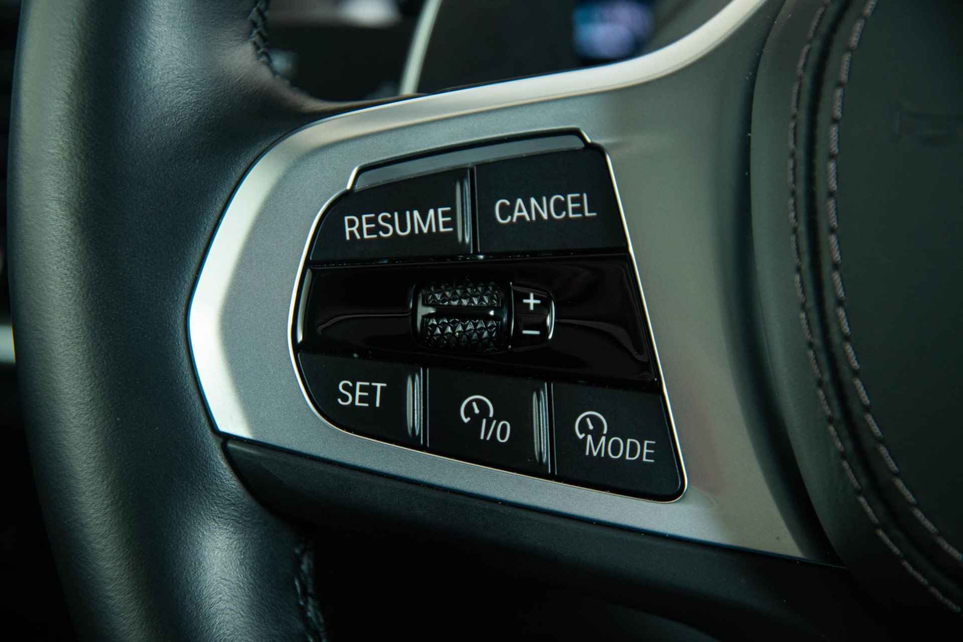 BMW X5 xDrive50e M Sportpakket Pro - Panoramadak - Elektrisch Wegklapbare Trekhaak - Comfort Access - Driving Assistant Pro - Parking Assistant Pro - adaptive LED lichten - 27/46