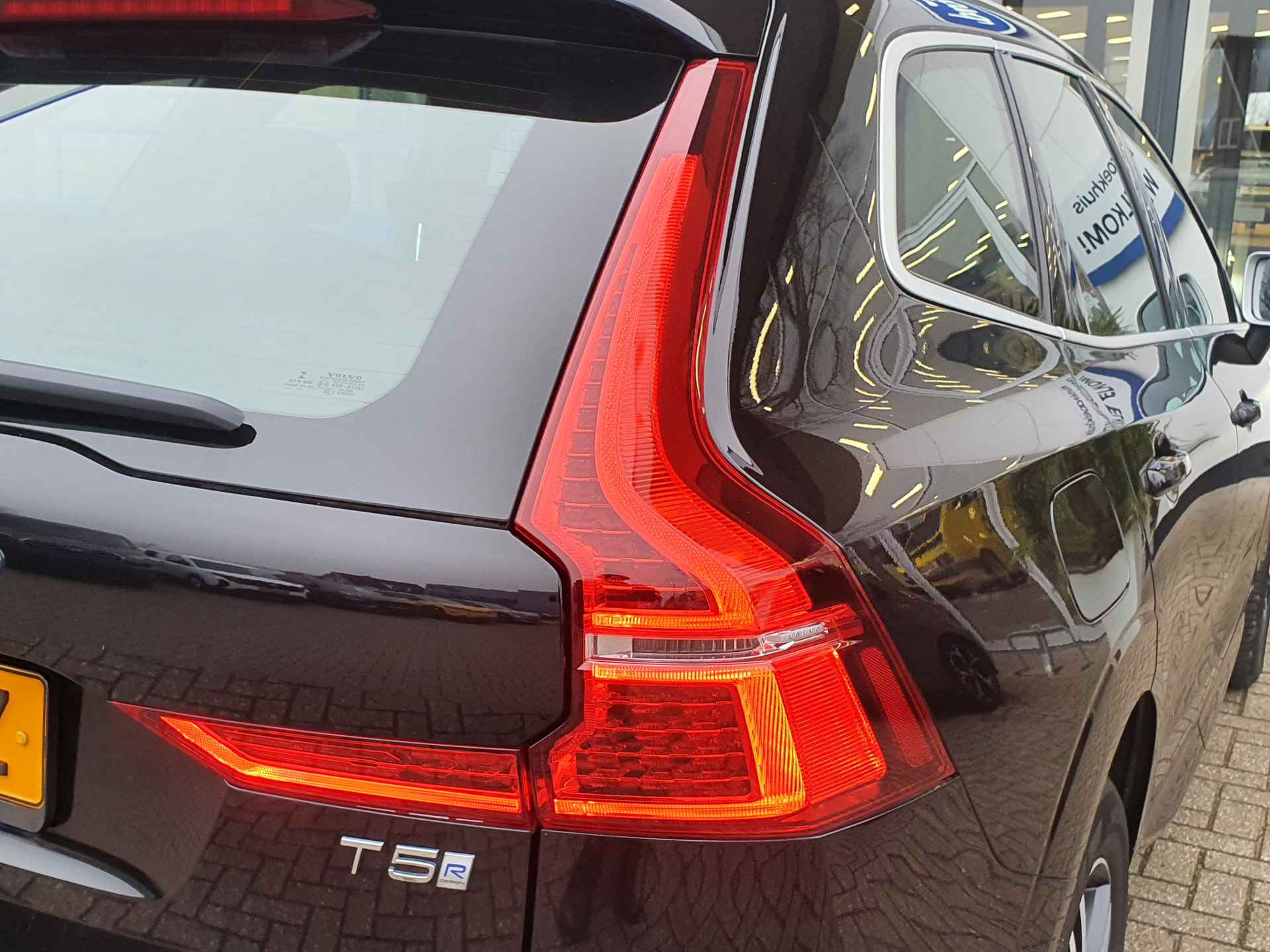 Volvo XC60 2.0 T5 R-Design | Elek. Trekhaak | Harman & Kardon | Stoelverwarming | Cruise Control - 10/44