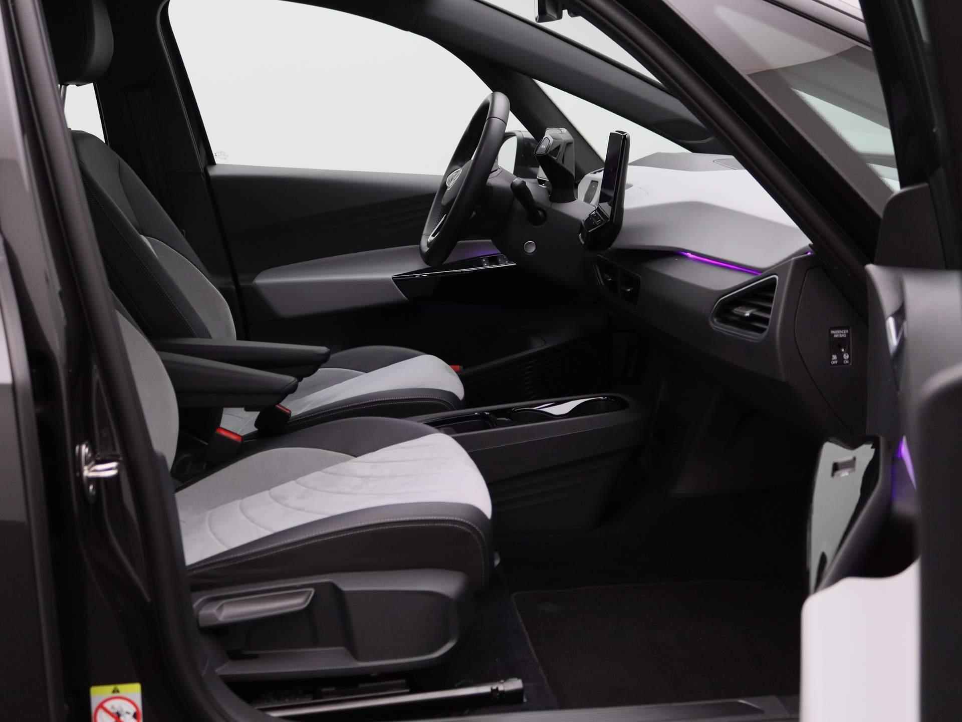 Volkswagen ID.3 Pro 58 kWh | Half-Leder | Navigatie | Lichtmetalen velgen | Climate Control | Lichtmetalen velgen | Parkeersensoren | - 25/31