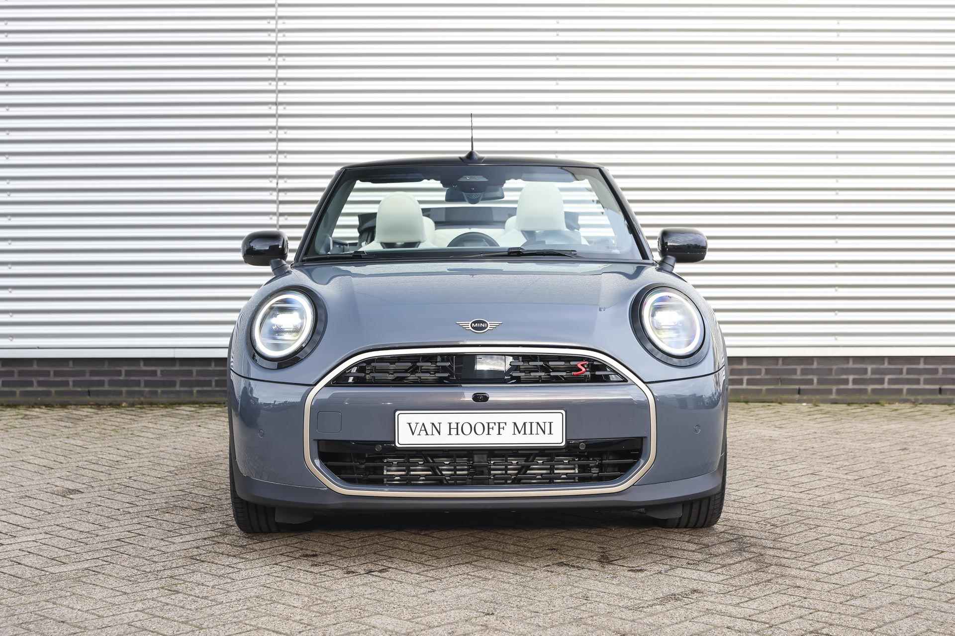 MINI Cabrio Cooper S Automaat / Favoured / Pakket XL / 18" Night Flash Spoke 2-tone - 6/34