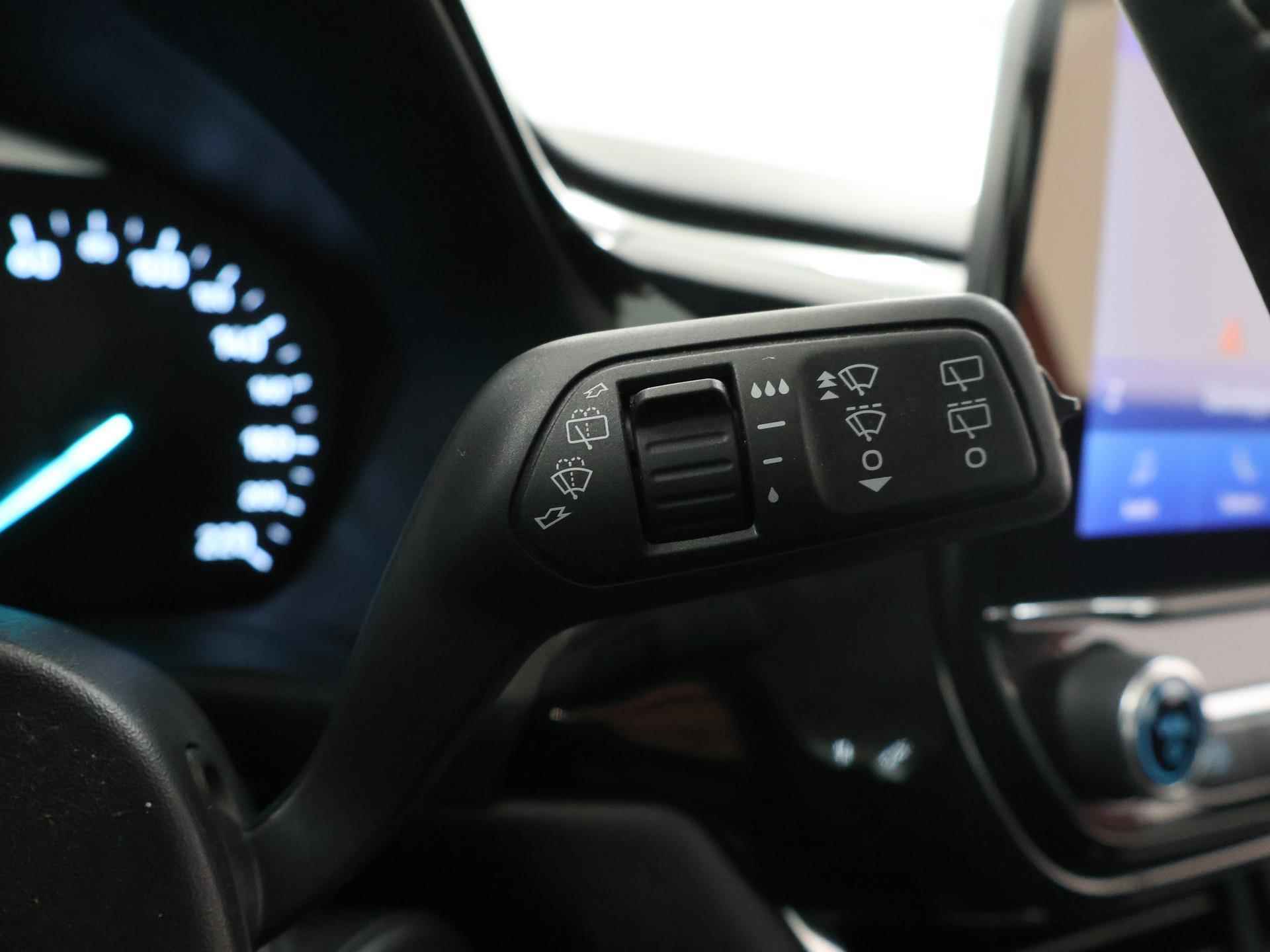 Ford Fiesta 1.0 EcoBoost Automaat Titanium | Adaptive Cruise Control | LED Koplampen | Navigatie | Winterpack | - 29/38