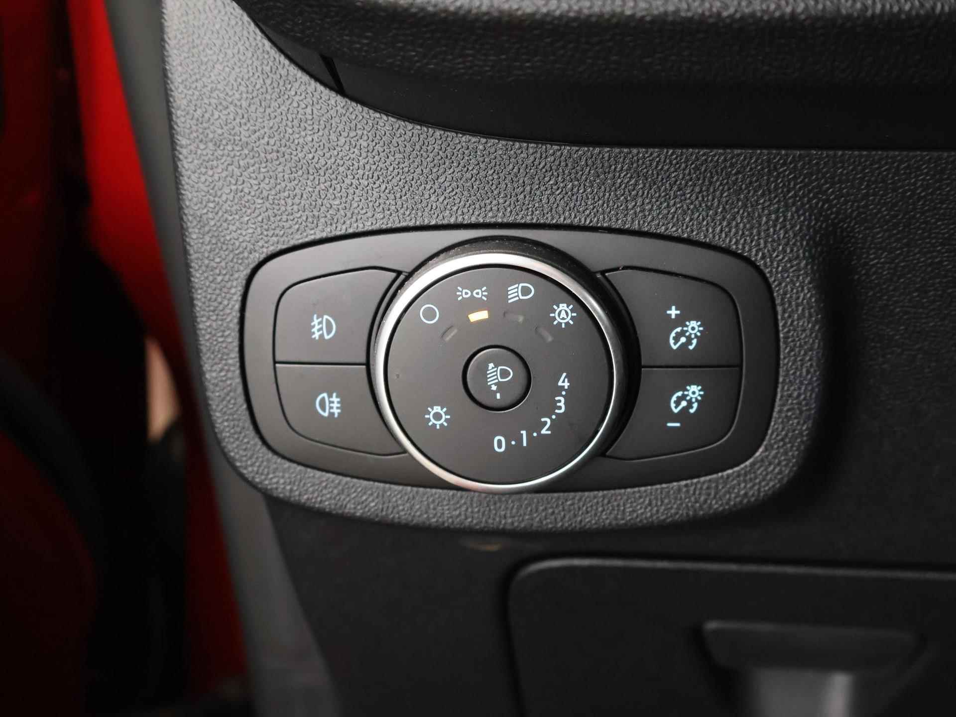Ford Fiesta 1.0 EcoBoost Automaat Titanium | Adaptive Cruise Control | LED Koplampen | Navigatie | Winterpack | - 32/38