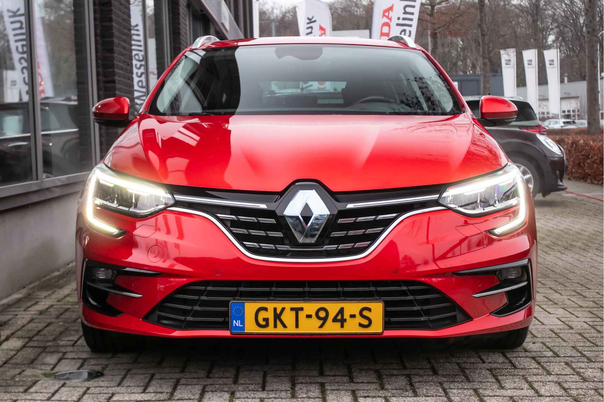 Renault Mégane Estate 1.6 E-Tech Plug-In Hybrid 160 Intens - All-in rijkrprs | Navi - 9/40