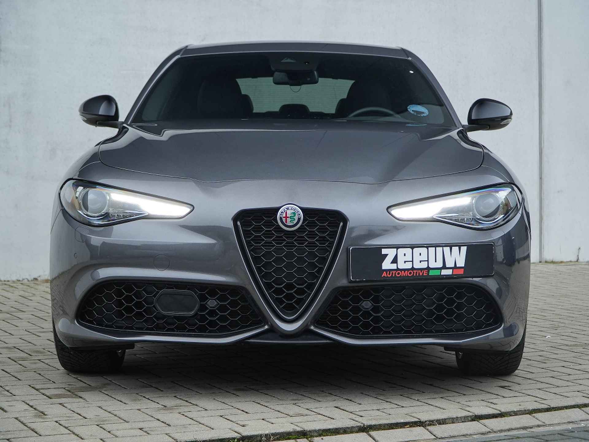 Alfa Romeo Giulia  2.0 Turbo 280 PK AWD Veloce | Navi | Carplay | Driver | BTW | 19 - 6/33