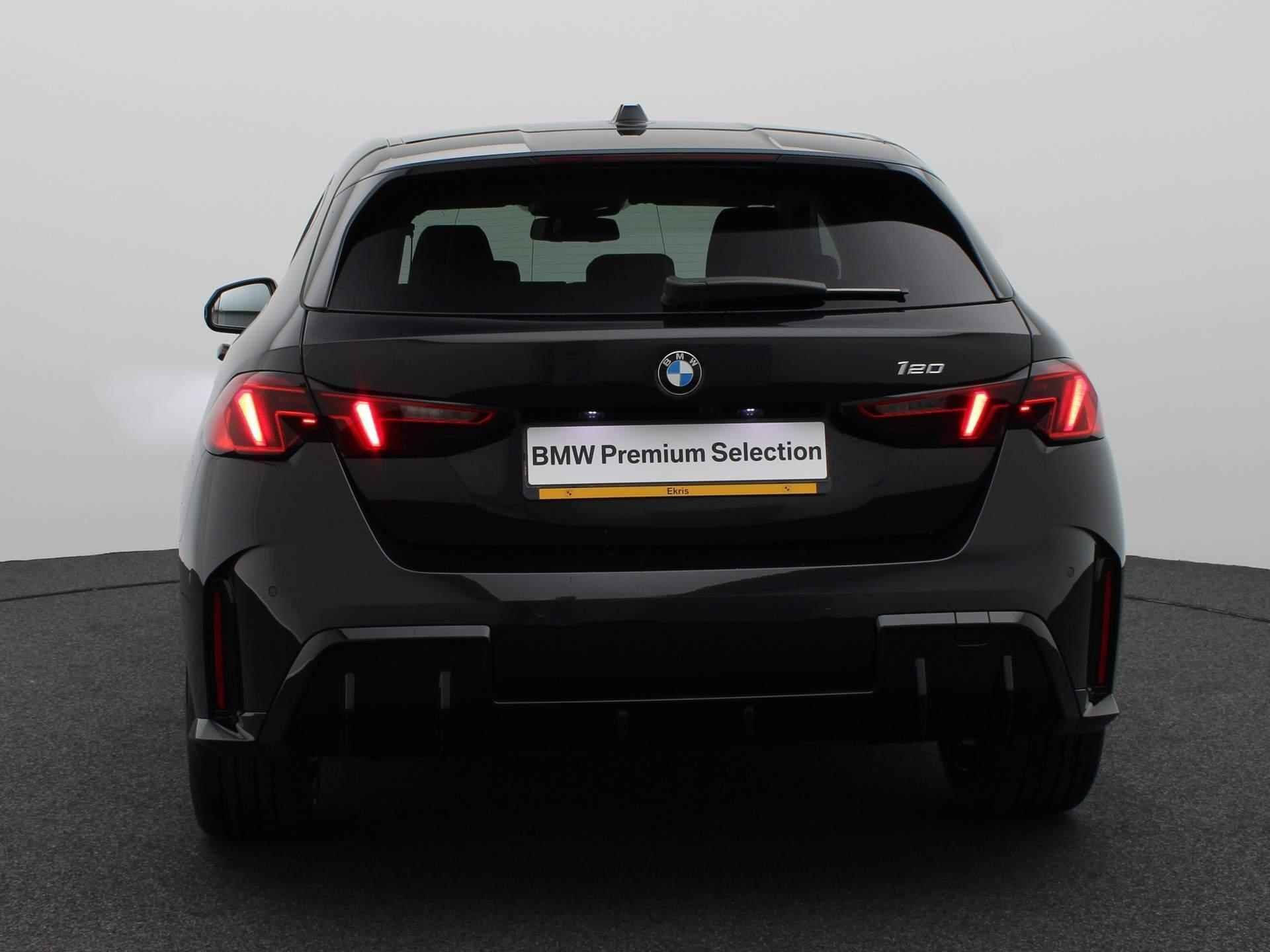 BMW 1 Serie 120 M Sport Design Edition | Driving Assistant | Extra Getint Glas | 18'' - 5/22