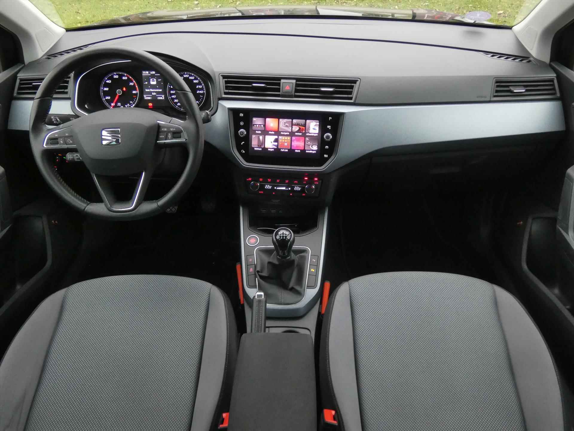 SEAT Arona 1.0 TSI 95pk Style Business Intense | Beats Audio | Camera | Carplay | - 3/42