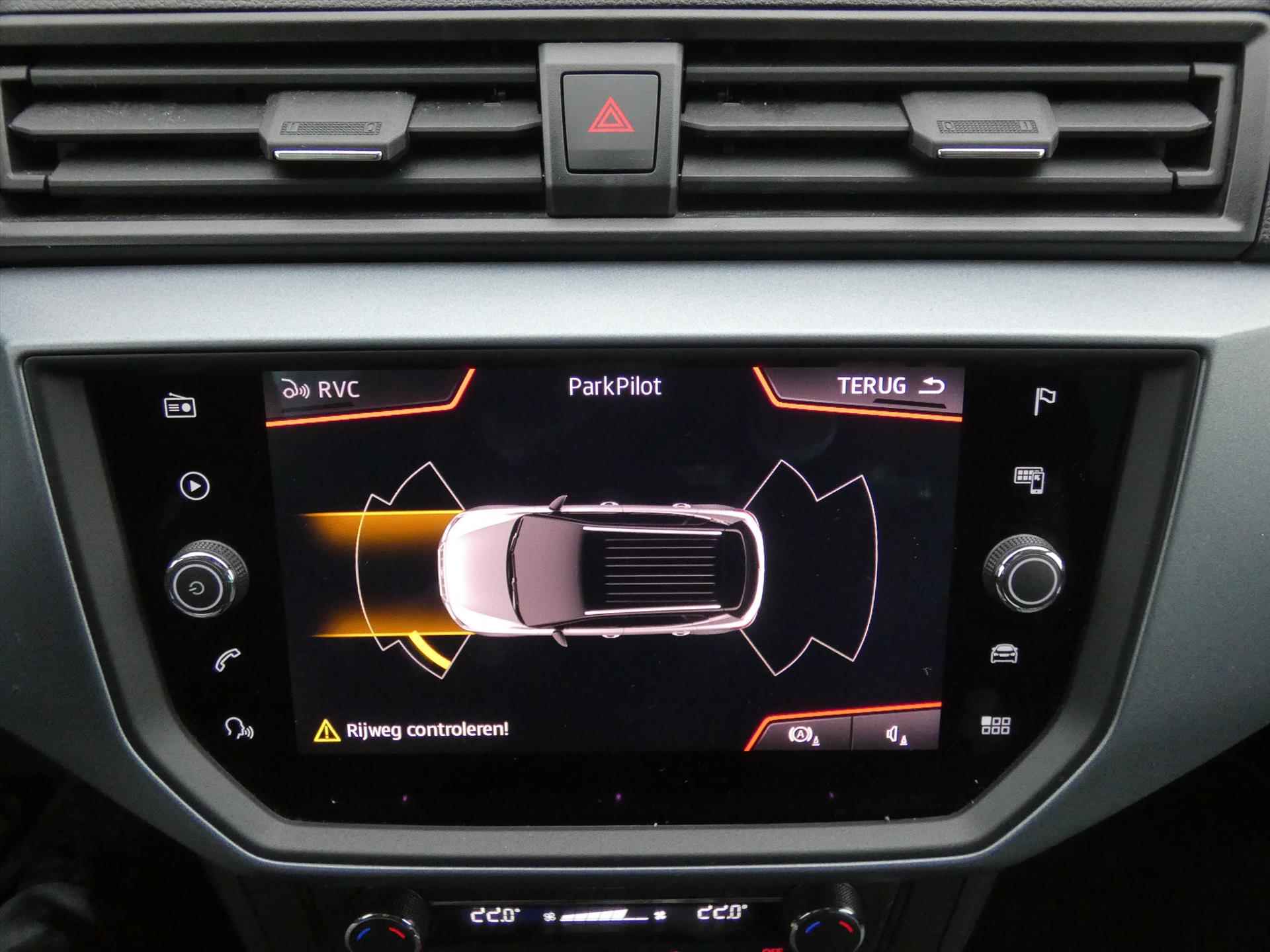 SEAT Arona 1.0 TSI 95pk Style Business Intense | Beats Audio | Camera | Carplay | - 32/42