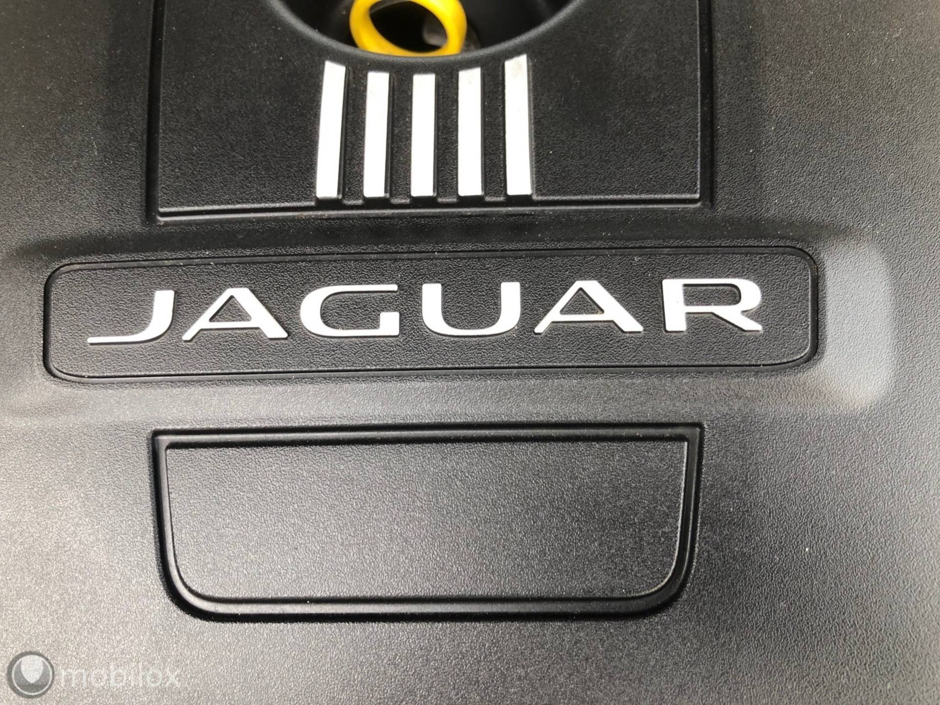 Jaguar XJ Premium Luxury | 241PK | Portfolio | leer | navigatie - 37/40