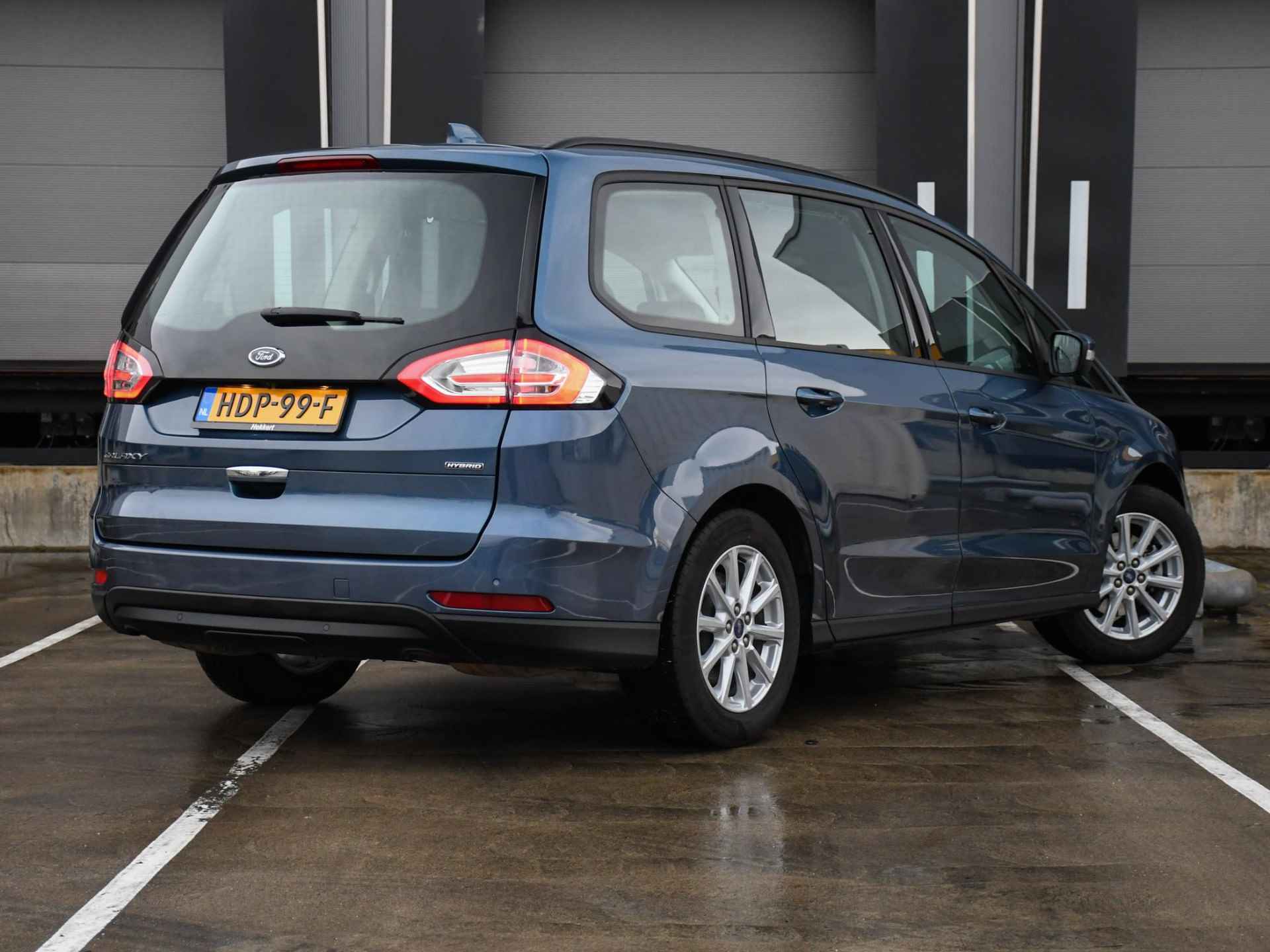 Ford Galaxy Titanium 2.5 FHEV 190pk Automaat 7-Pers. | 17'LM | CRUISE.C | NAVI | DAB | PDC + CAM. | STOELVERW. VOOR - 4/35