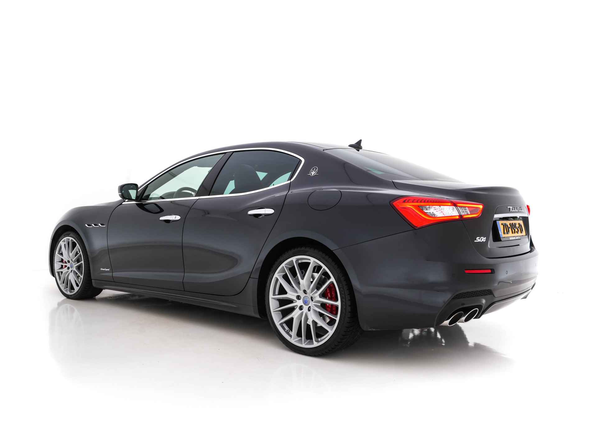 Maserati Ghibli 3.0 V6 S Q4 Gran-Lusso Aut. *PANO | SOFT-CLOSE | FULL-LED | HARMAN/KARDON-SURROUND | MEMORY-PACK | NAPPA-VOLLEDER | LANE-ASSIST | BLIND-SPOT | CAMERA | NAVI-FULLMAP | CRUISE | LANE-ASSIST | SPORT-SEATS | 21"ALU* - 4/40