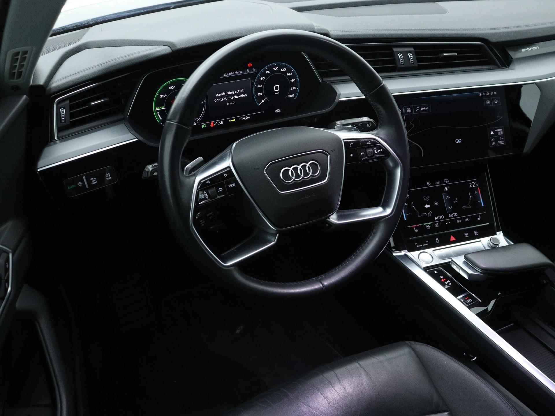 Audi e-tron e-tron 55 quattro advanced 95 kWh 360 PK | Automaat | Navigatie | Adaptive Cruise Control | Parkeersensoren | Stoelverwarming | Camera | Lichtmetalen velgen | Climate Control | Trekhaak | - 8/21