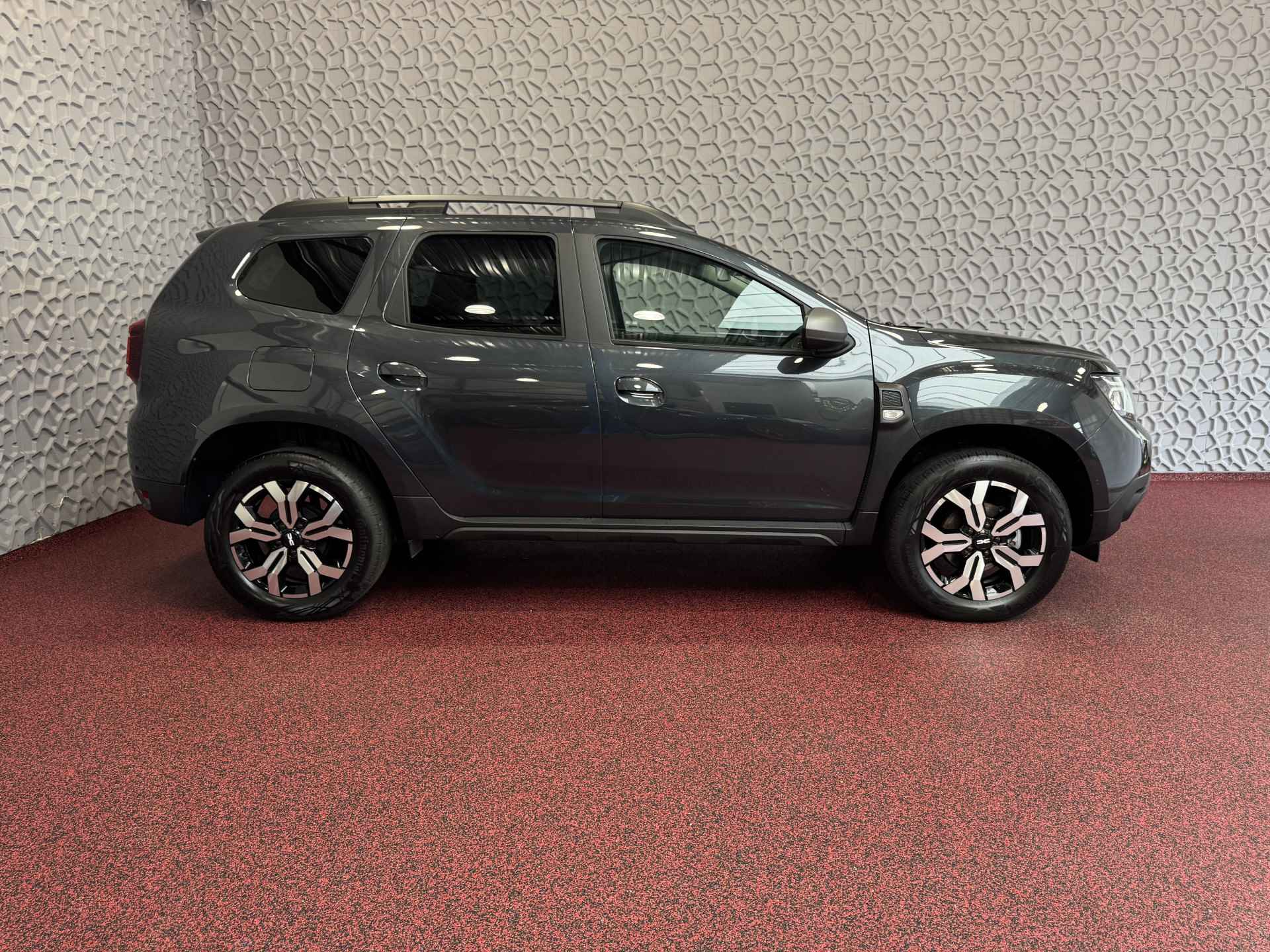 Dacia Duster 1.3 TCe 150 NAVI CAMERA LED ECC JOURNEY PDC LMV STOELVERW. - 65/82