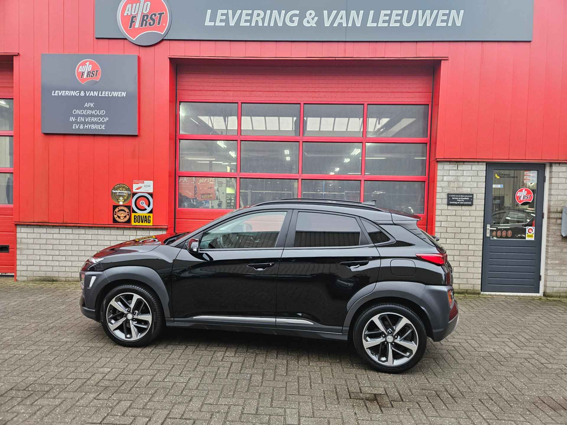 Hyundai Kona 1.0 T-GDI Premium Lederen bekleding/ Stoel-stuurverwarming/Navigatie/ Rijklaarprijs! - 2/28