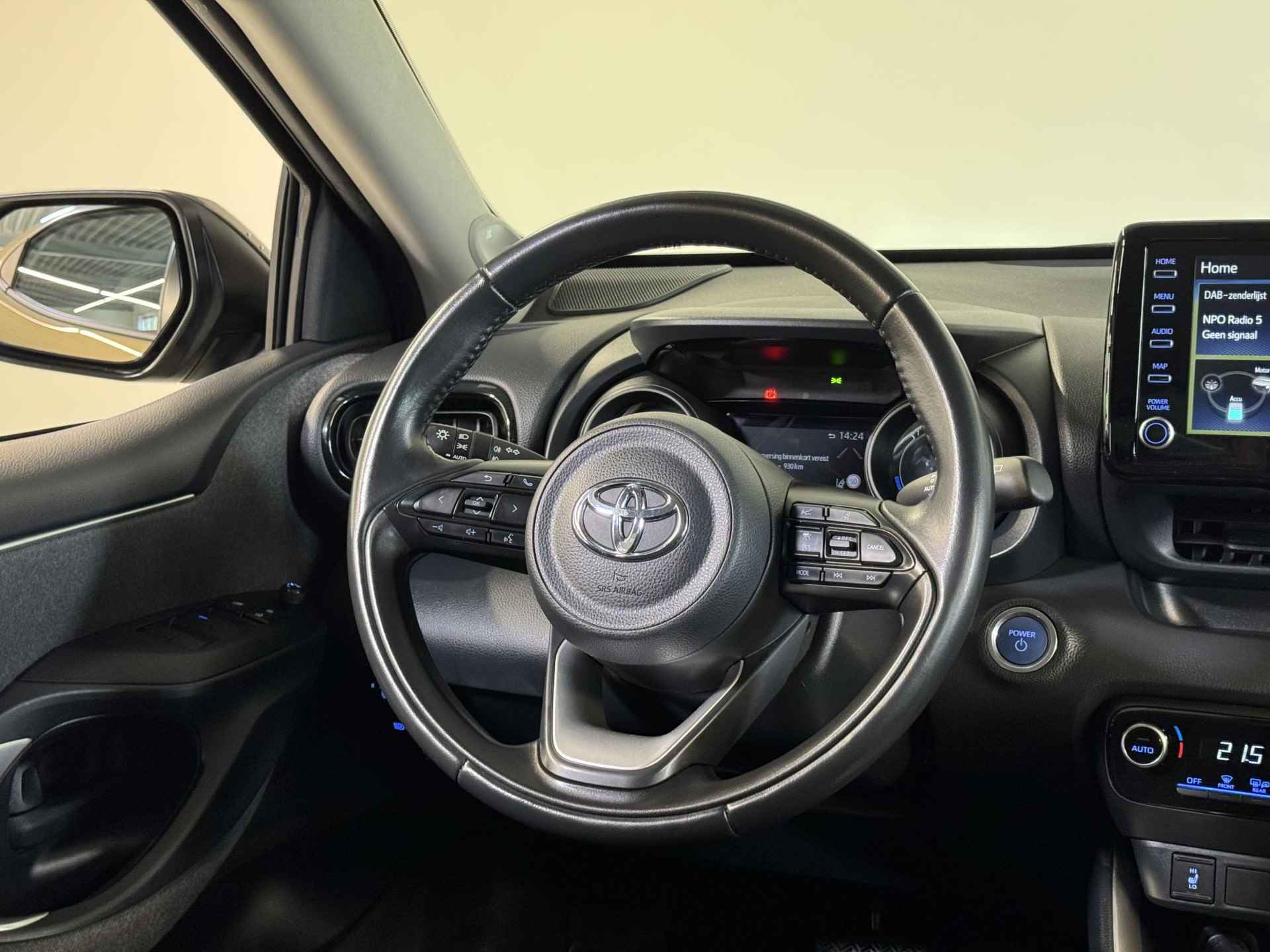 Toyota Yaris 1.5 Hybrid Style | JBL Audio | Stoelverwarming | Navigatie | - 7/33
