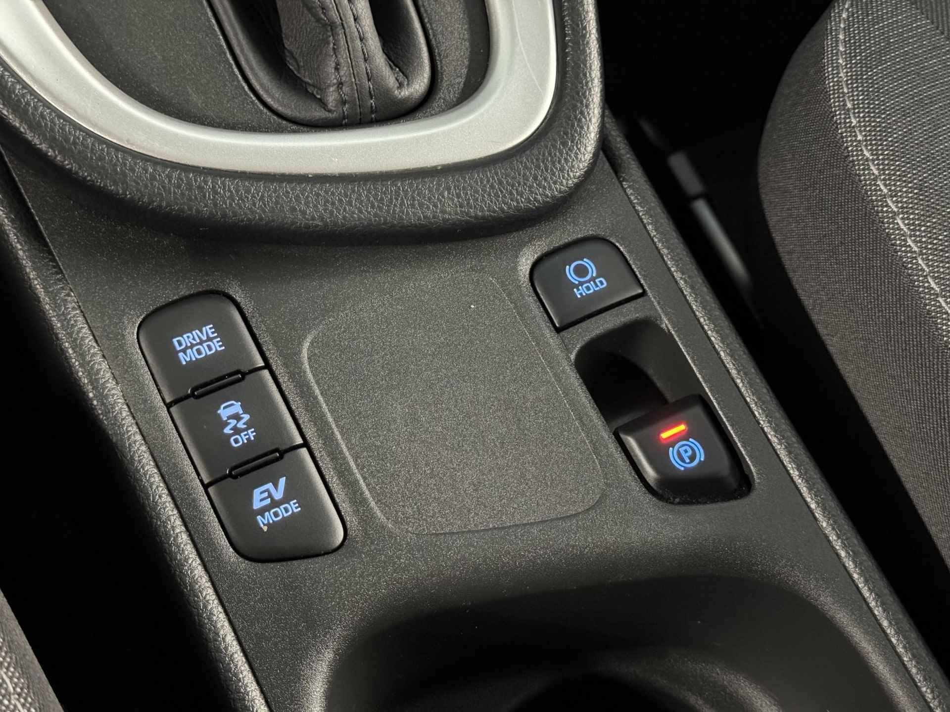 Toyota Yaris 1.5 Hybrid Style | JBL Audio | Stoelverwarming | Navigatie | - 12/33