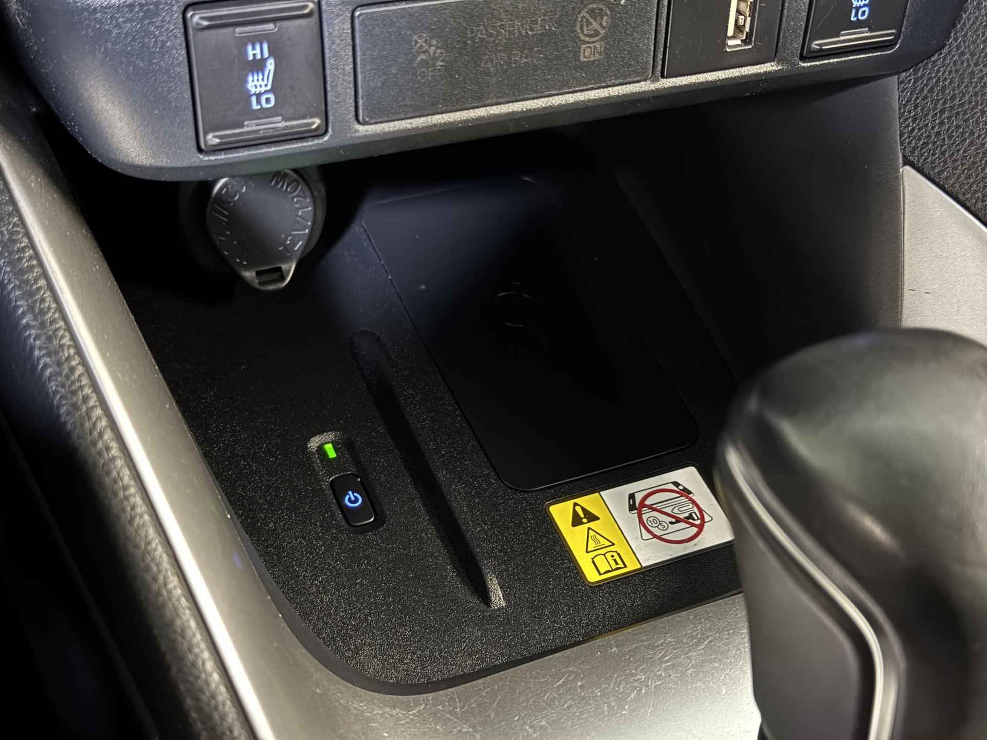 Toyota Yaris 1.5 Hybrid Style | JBL Audio | Stoelverwarming | Navigatie | - 13/33