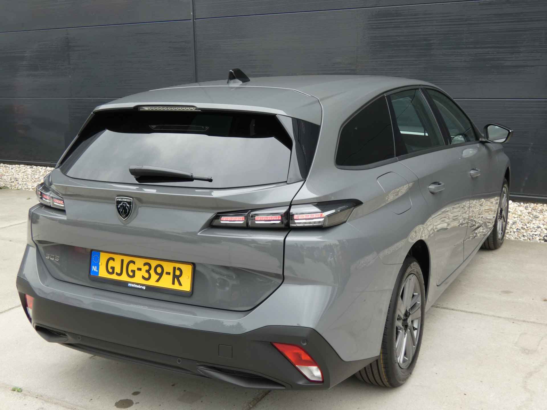 Peugeot 308 SW 1.2 Hybrid 136 e-DCS6 Active Pack Business | Automaat | I-Connect Advanced Navigatie - 14/32