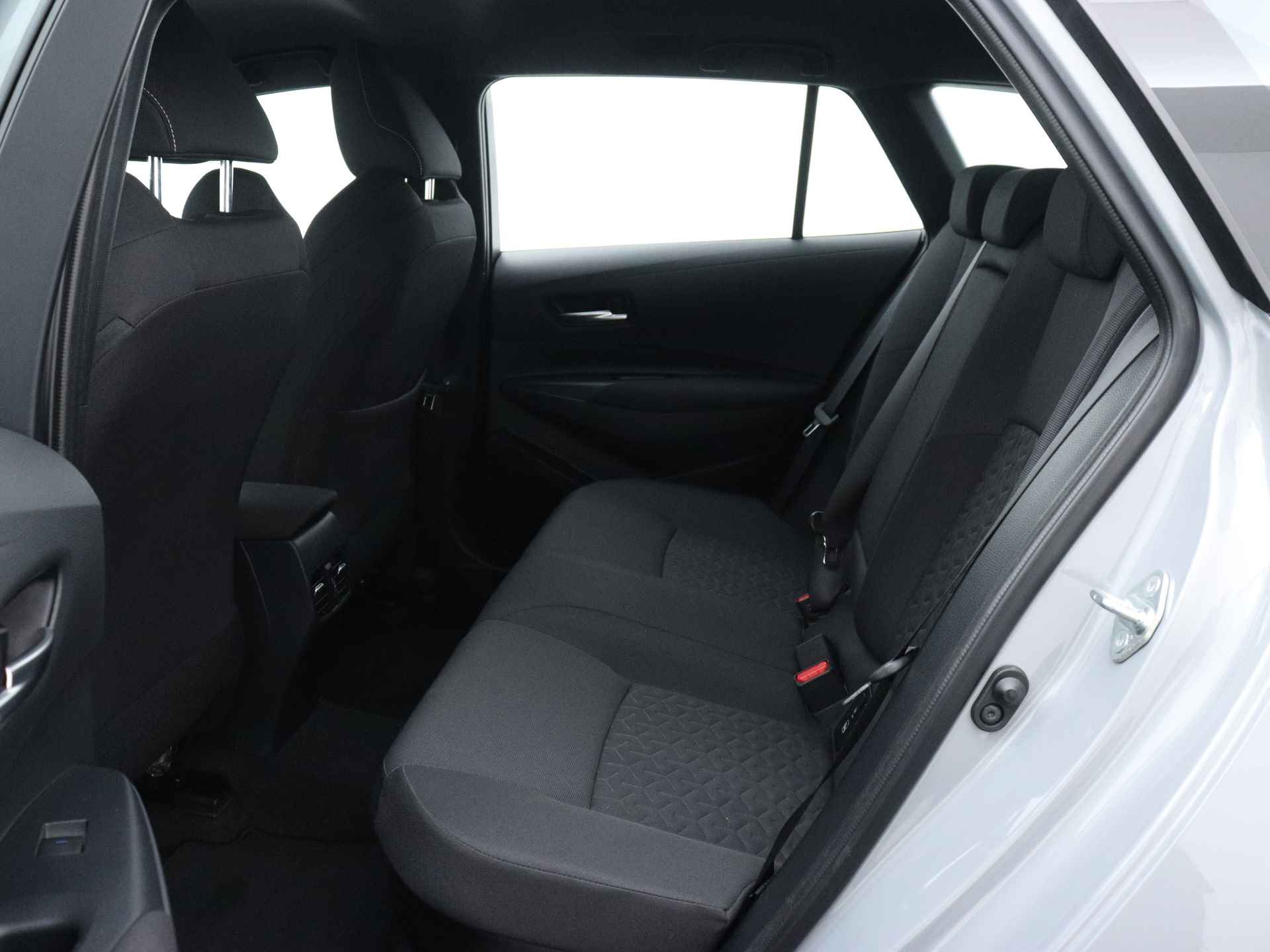 Toyota Corolla Touring Sports 1.8 Hybrid Active | Adaptive Cruise control | Apple carplay | - 21/42