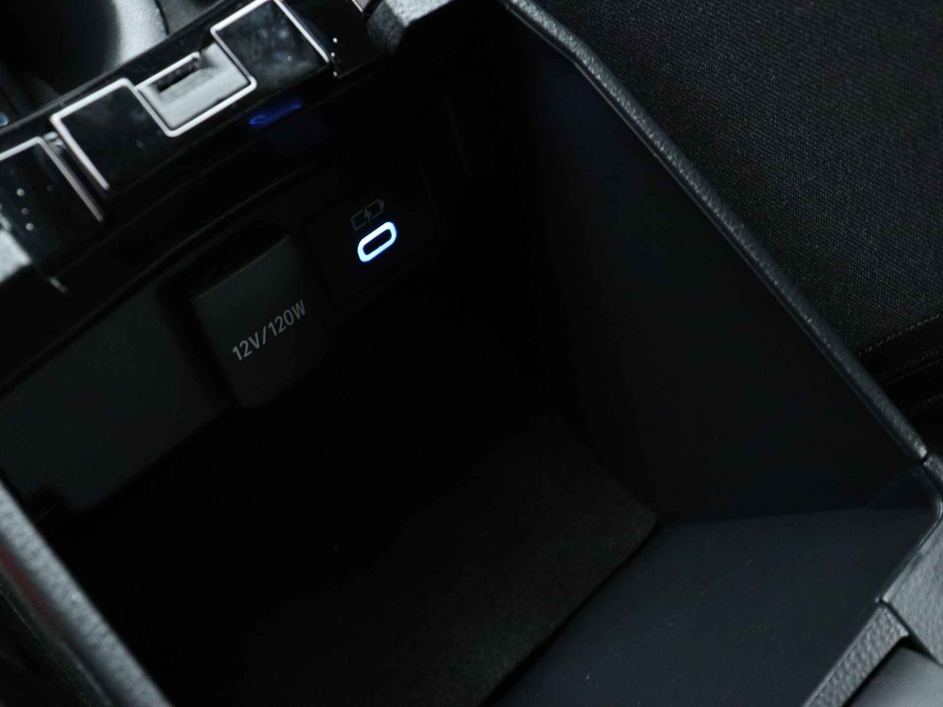 Toyota Corolla Touring Sports 1.8 Hybrid Active | Adaptive Cruise control | Apple carplay | - 35/42