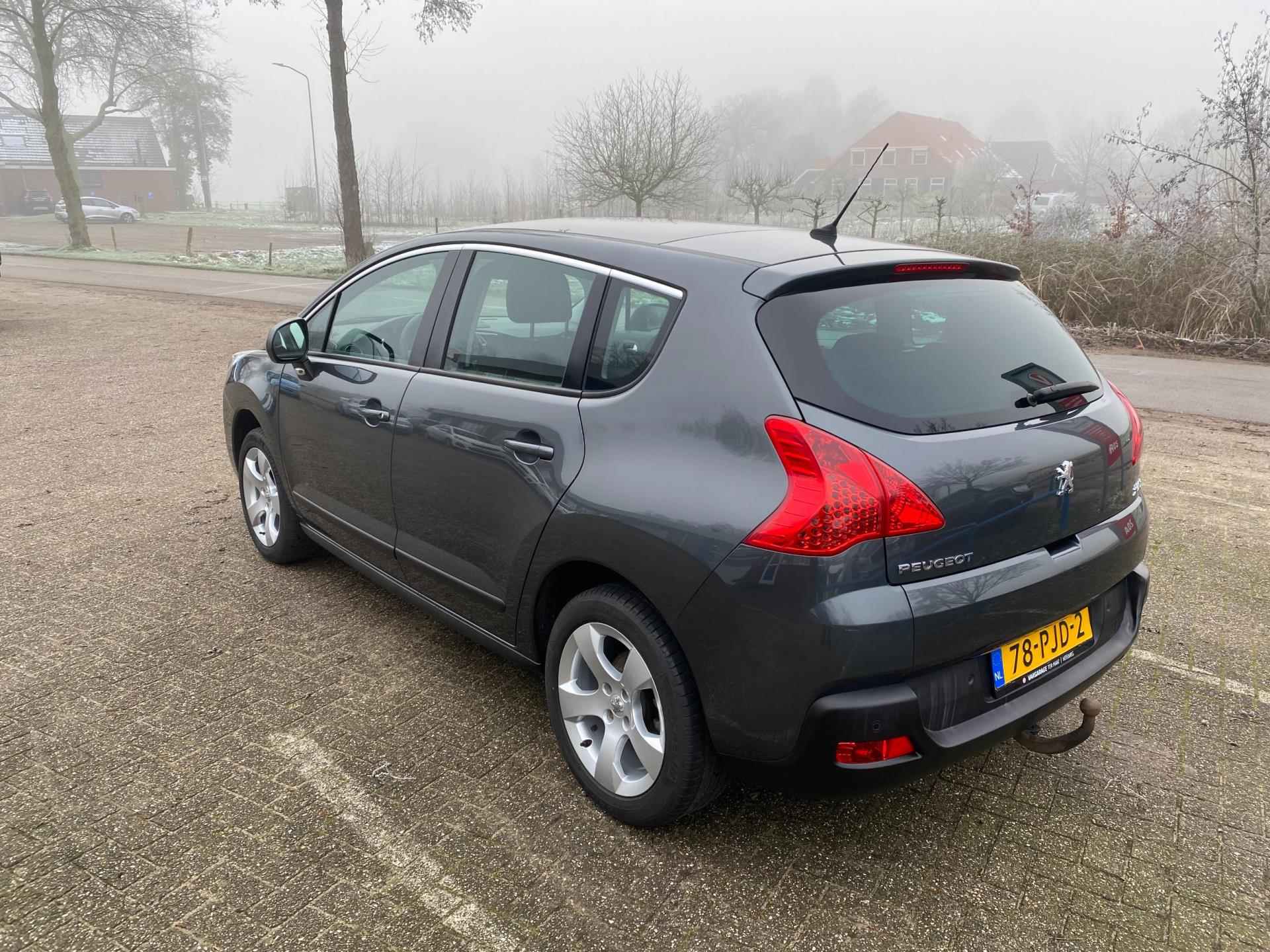 Peugeot 3008 1.6 VTi ST | 1e eigenaar | Trekhaak | Panoramadak | Cruise Control - 9/23