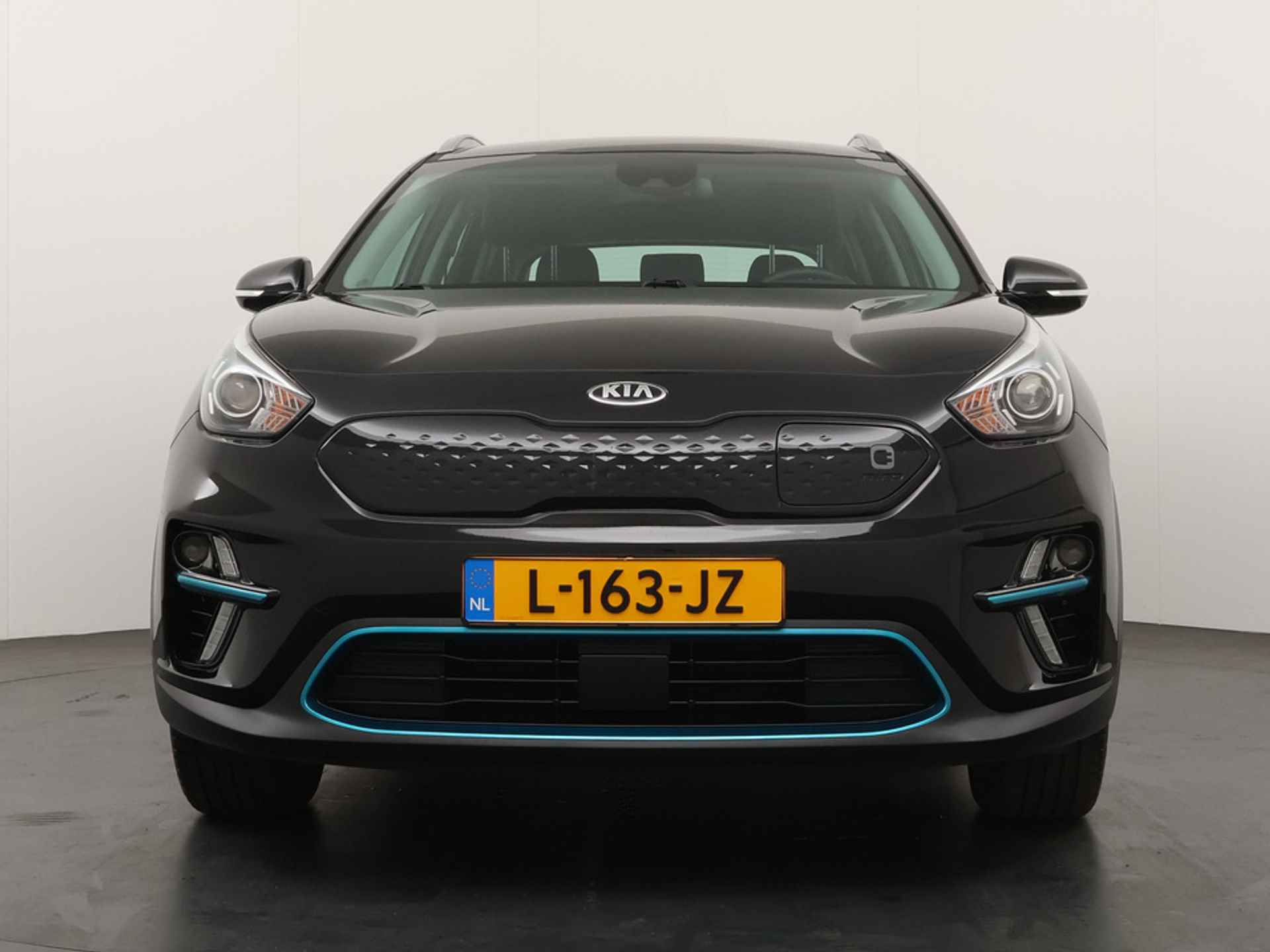 Kia e-Niro DynamicLine 64 kWh - Apple CarPlay/Android Auto - Adaptieve Cruise Control - Navigatie - Fabrieksgarantie tot 08-2028 - 13/47