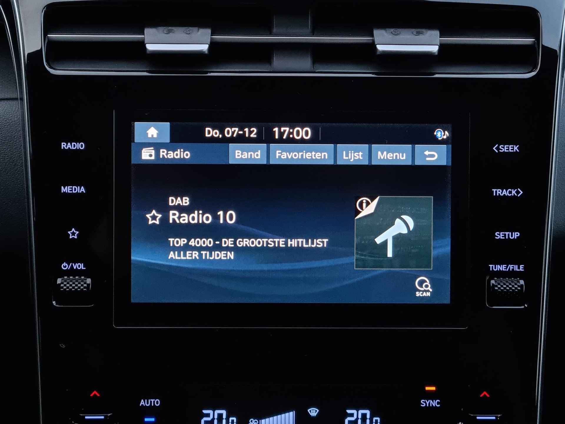 Hyundai Tucson 1.6 T-GDI HEV i-Motion 230PK Automaat / Origineel NL / Navigatie via Android Auto/Apple Carplay - 13/40