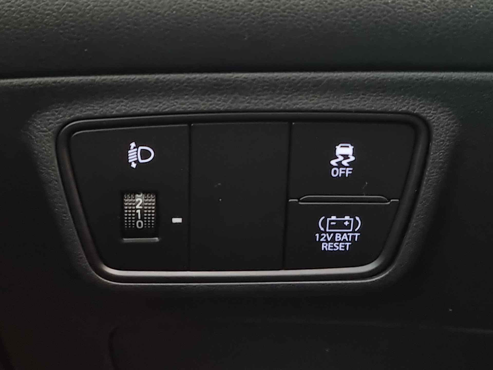 Hyundai Tucson 1.6 T-GDI HEV i-Motion 230PK Automaat / Origineel NL / Navigatie via Android Auto/Apple Carplay - 31/40
