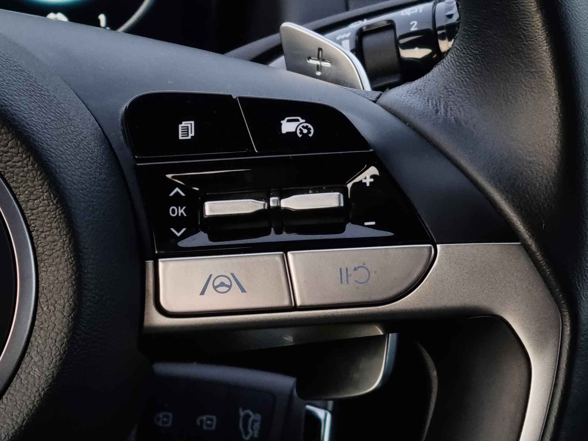 Hyundai Tucson 1.6 T-GDI HEV i-Motion 230PK Automaat / Origineel NL / Navigatie via Android Auto/Apple Carplay - 34/40