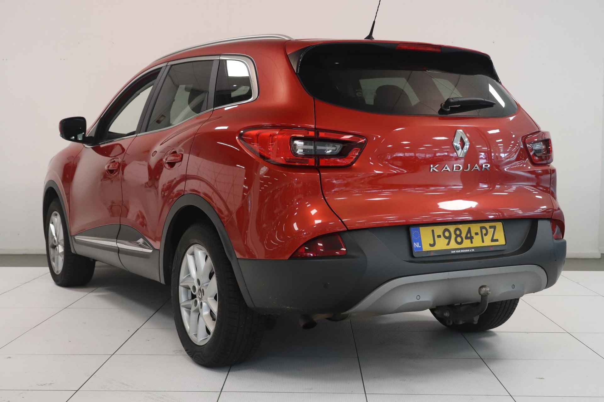 Renault Kadjar 1.2 TCe 130 EDC Limited | Navigatie | Trekhaak | Winter Pack | - 12/37