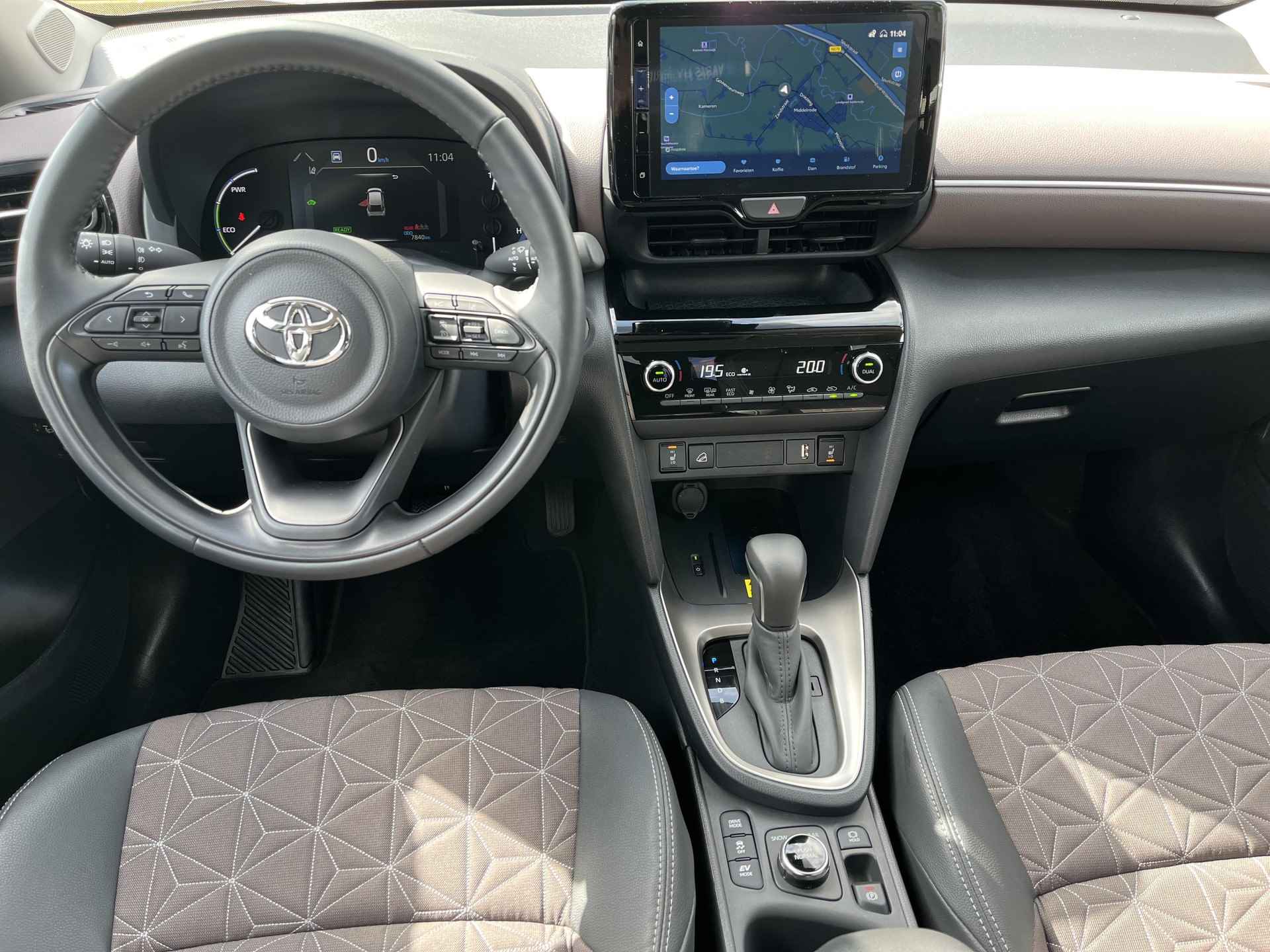 Toyota Yaris Cross 1.5 Hybrid Executive 4 wiel aandrijving | Navigatie | Stoel- + stuurverwarming | Parkeersensoren | - 11/28